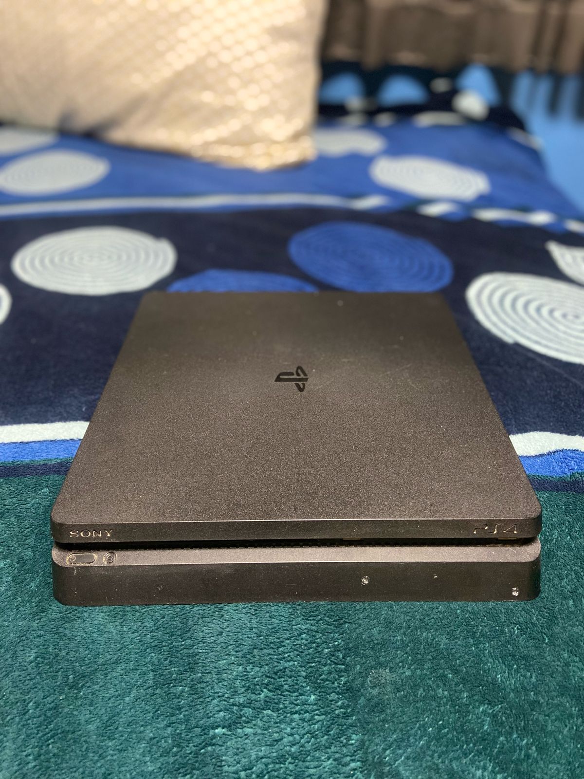 consolas y videojuegos - 🎮 Vendo PS4 usada de 1TB en excelente estado! 🎮 2