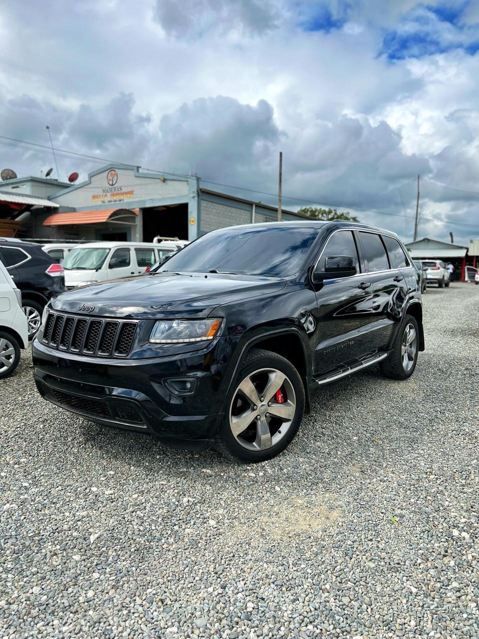 jeepetas y camionetas - jeep grand cherokee laredo 2015 3