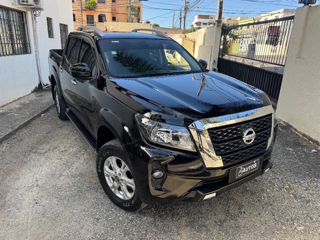 jeepetas y camionetas - 2022 Nissan Frontier XE