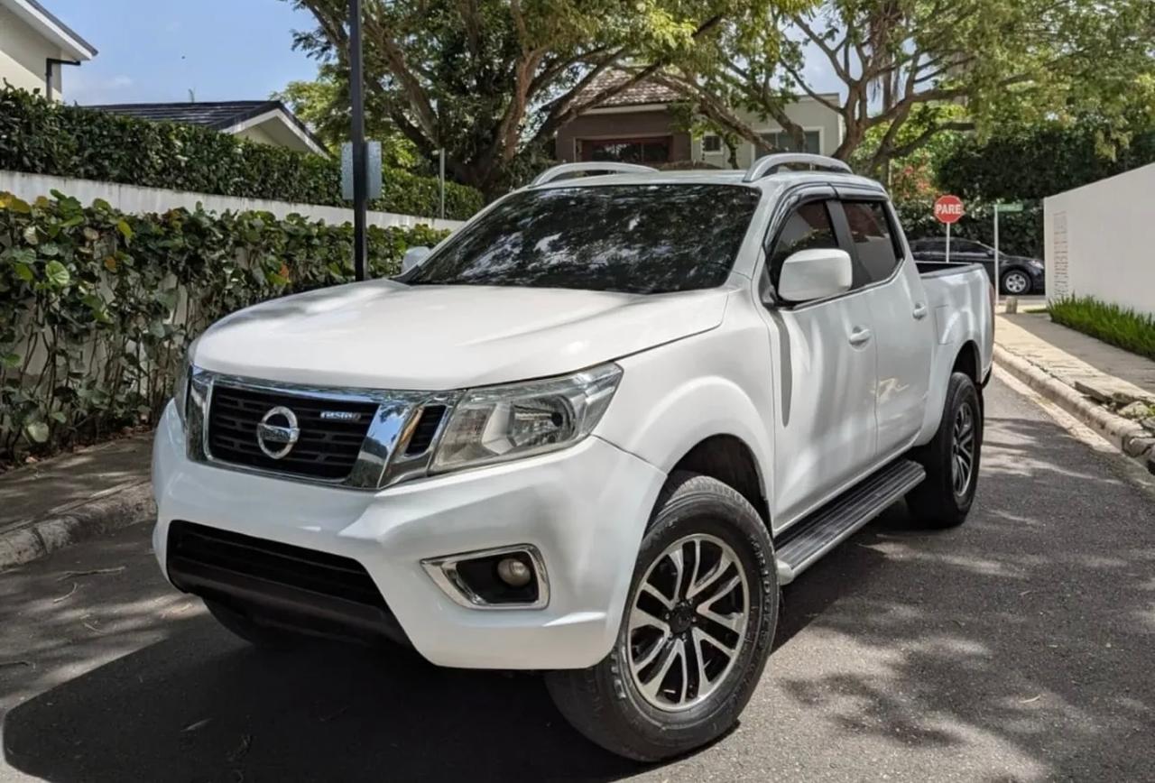 jeepetas y camionetas - Nissan frontier np 300 2018  0
