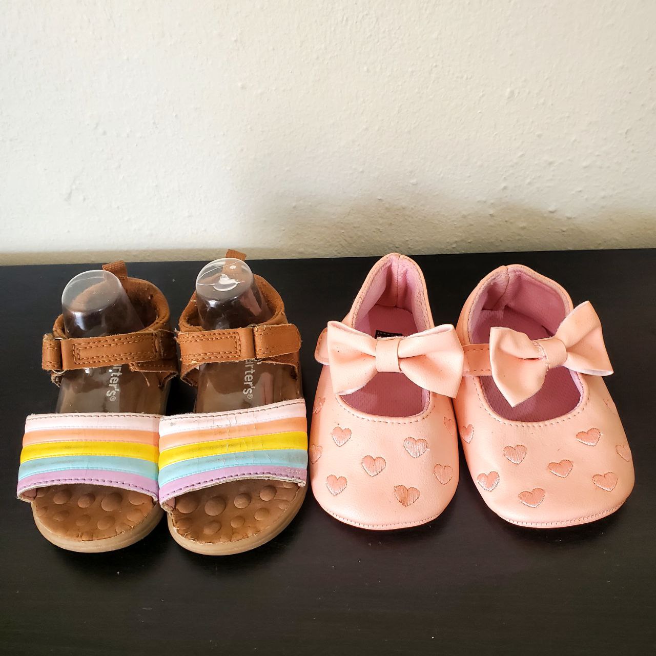 ropa y zapatos - 2 Pares de zapatos/sandalia niña. Todo por $250 2