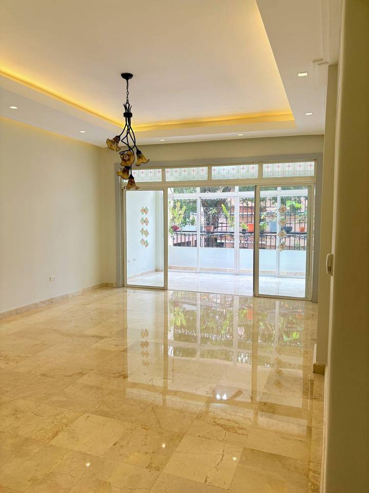 apartamentos - Venta de Apartamento Clasico en Ensanche Paraiso 8