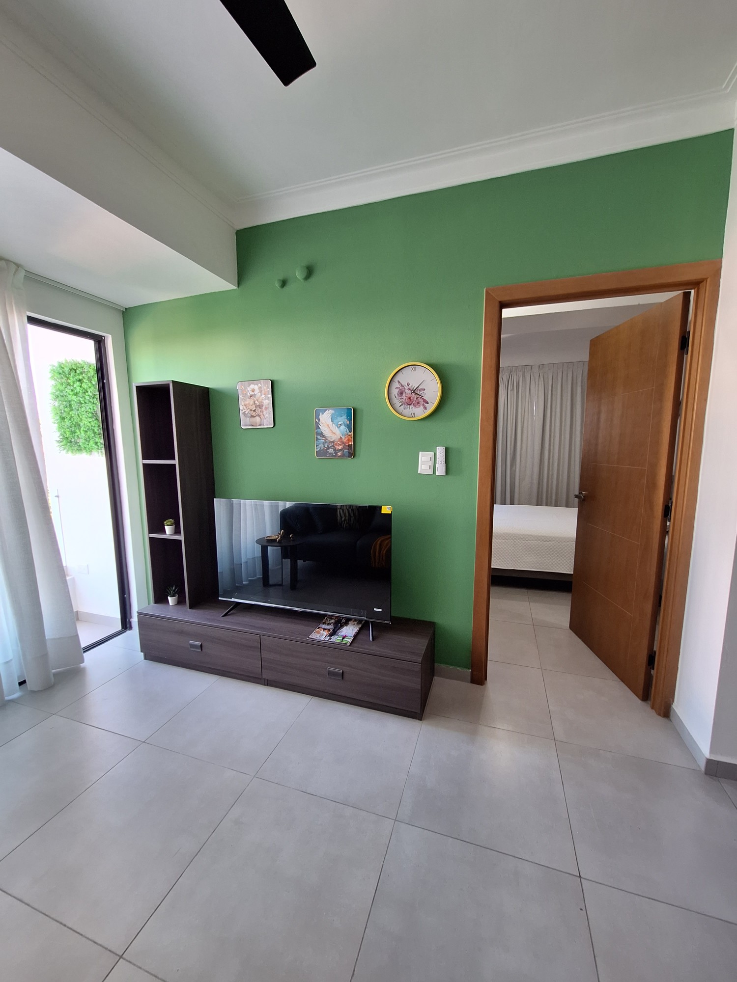 apartamentos - Rento apartamento amueblado moderno con área social  2