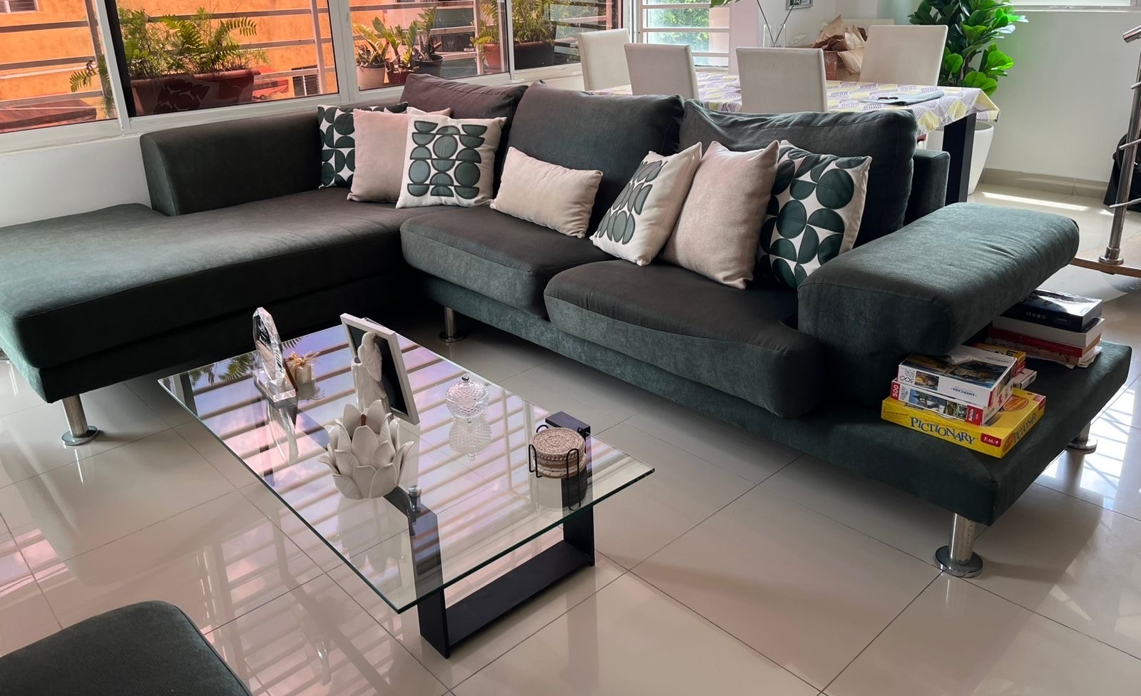 muebles y colchones - Mueble en L seccional + Otoman + Mesa de Centro