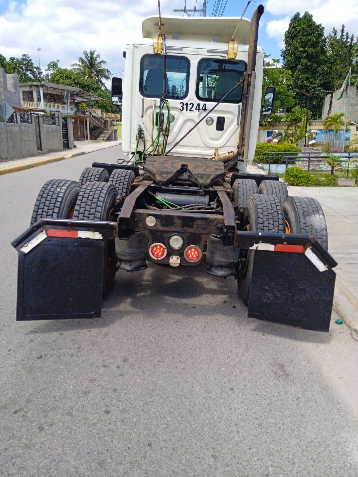 camiones y vehiculos pesados - Camión FREIGHTLINER CASCADIA 2012 5