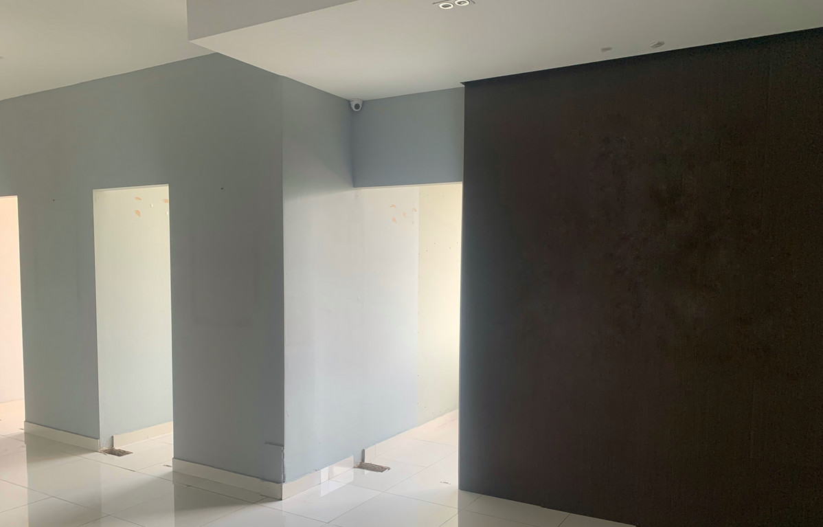 oficinas y locales comerciales - Alquilo local  70 mts 3er  piso  en mirador  sur  2