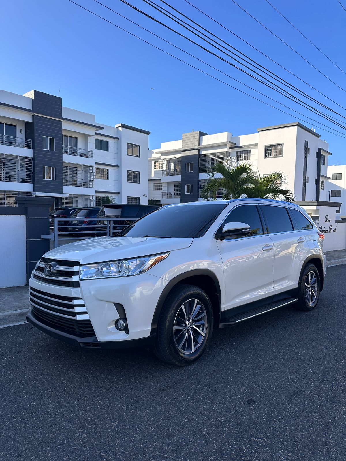 jeepetas y camionetas - Toyota higlander xle 2019 clean carfax 