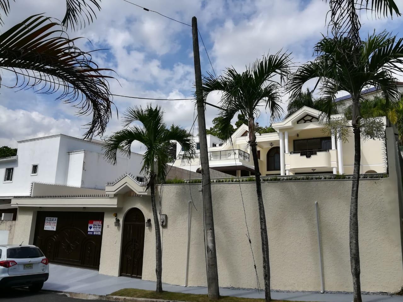 casas - Lujosa Casa de ensueño en Alquiler. Amplios espacios, acabados de lujo. 6