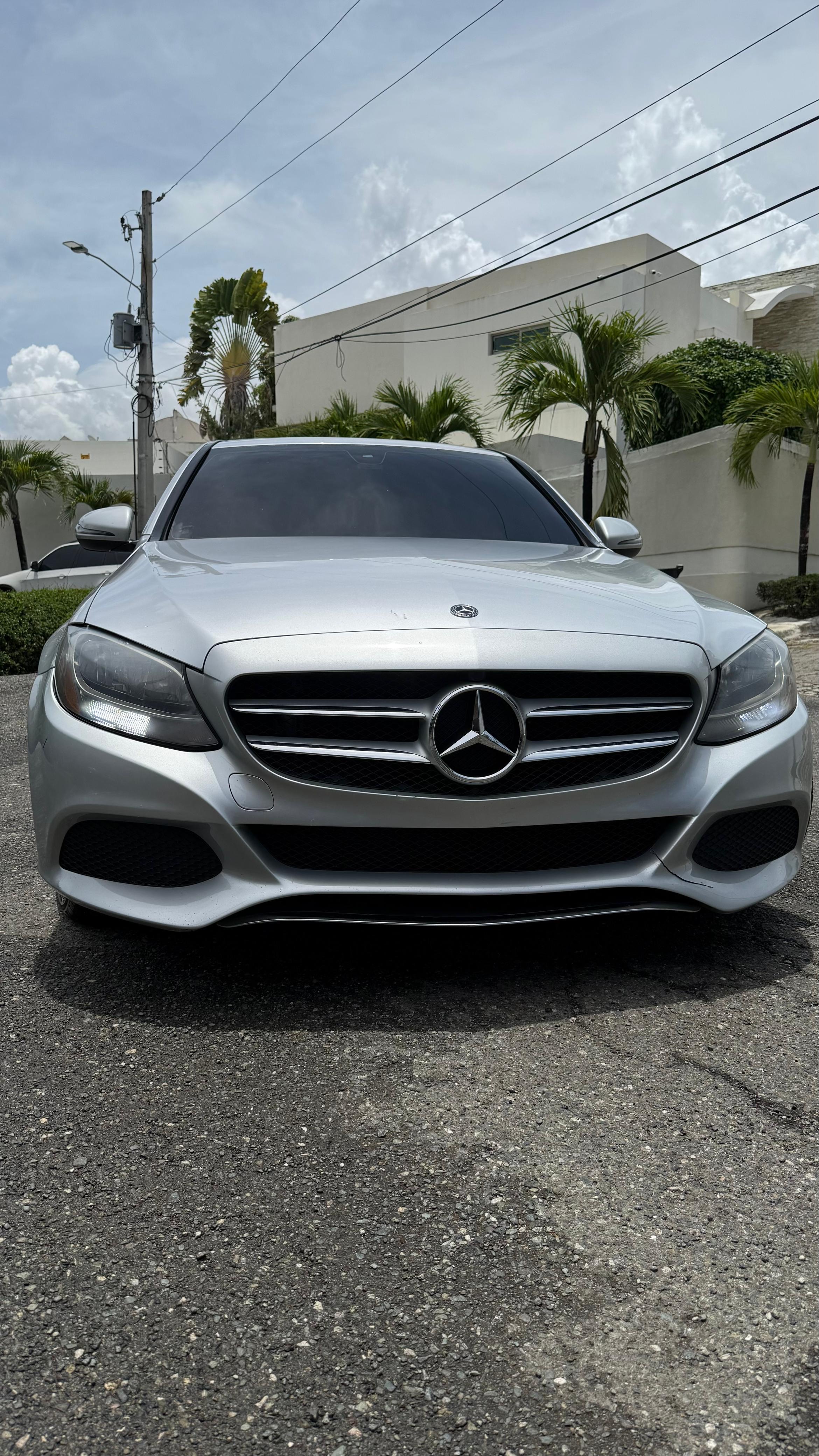 carros - MERCEDES C300 2018 CLEAN CARFAX