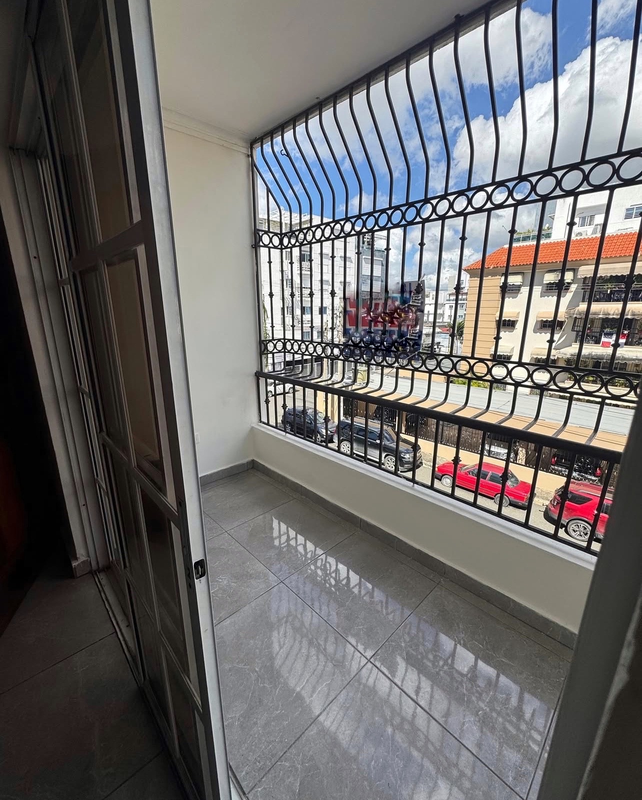 apartamentos - hermoso apartamento en excelente zona el millón  1