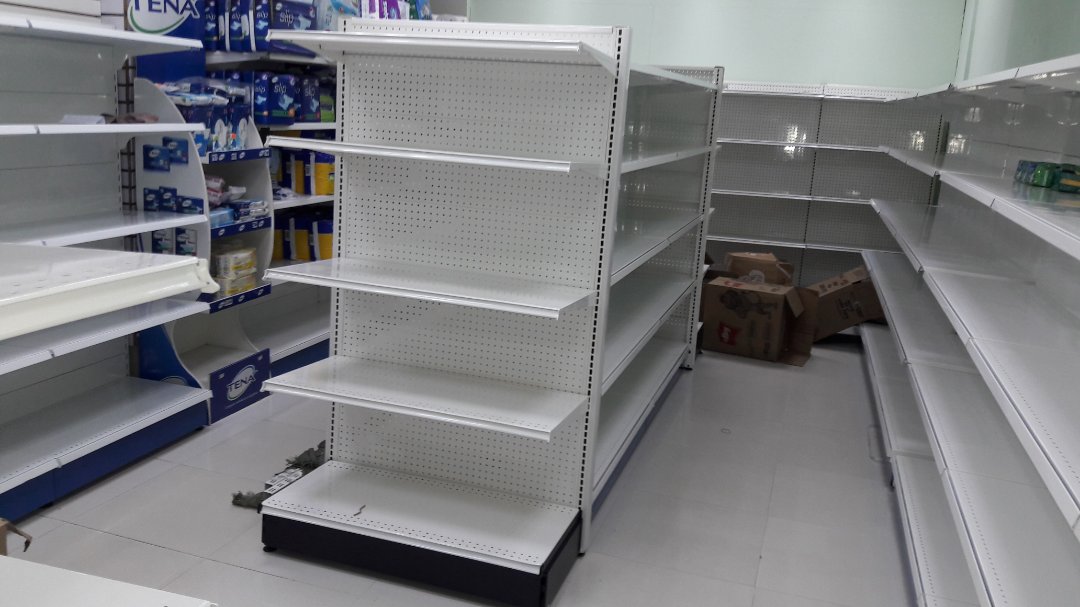 equipos profesionales - Estanterias, Tramerias metalicas, gondolas de supermercado en metal Nuevas  2