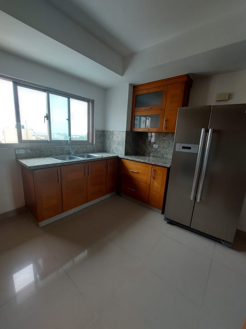 apartamentos -   TORRE AMPLIO  APARTAMENTO  IMPECABLE   6