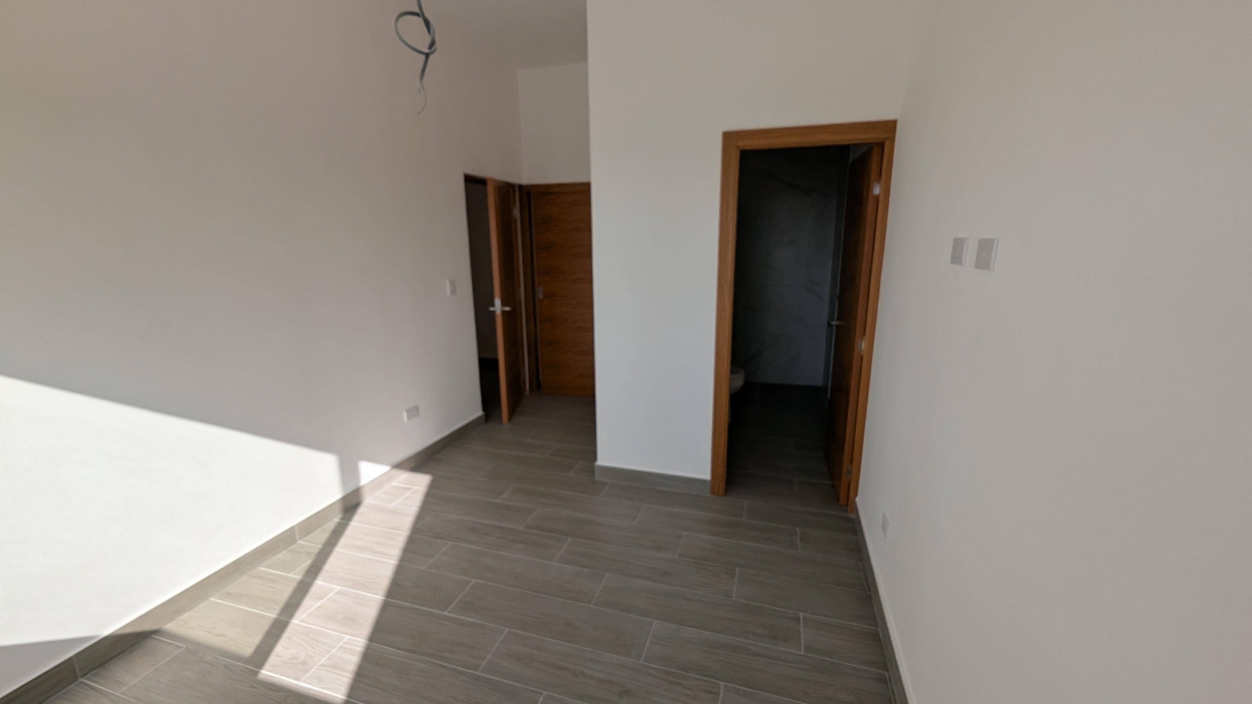 apartamentos - ALQUILO APARTAMENTO PROLONG. 27 NUEVO 2 HAB. 6