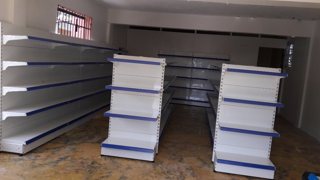 equipos profesionales - Estanterias, Tramerias metalicas, gondolas de supermercado en metal Nuevas  3