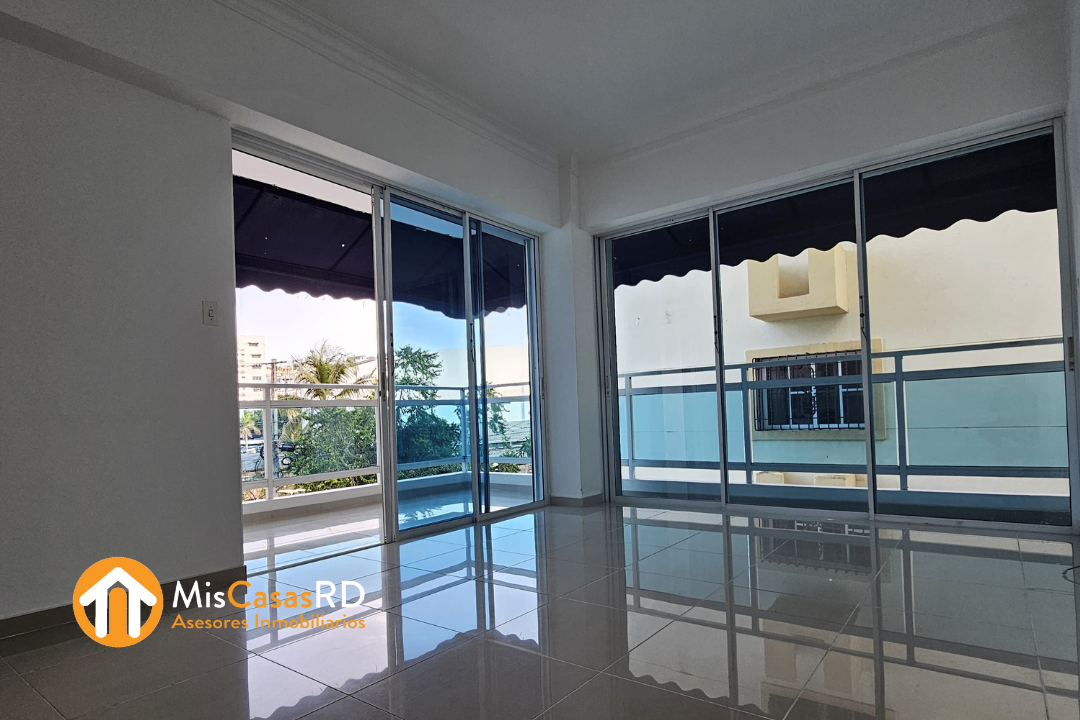 apartamentos - Alquiler en Los Restauradores en RD$ 60,000