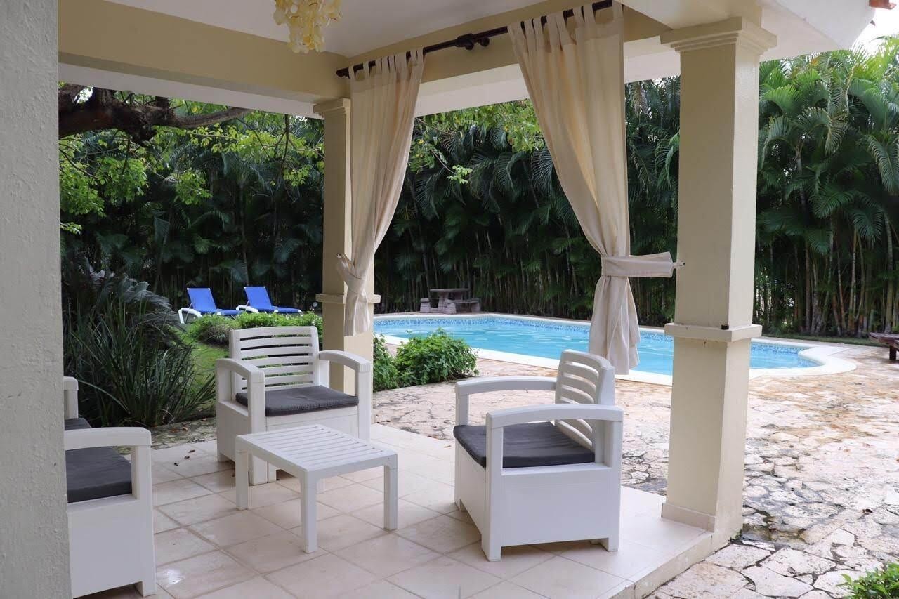 casas vacacionales y villas - Hermosa Villa de Tres Habitaciones totalmente amueblada y acogedora. 0