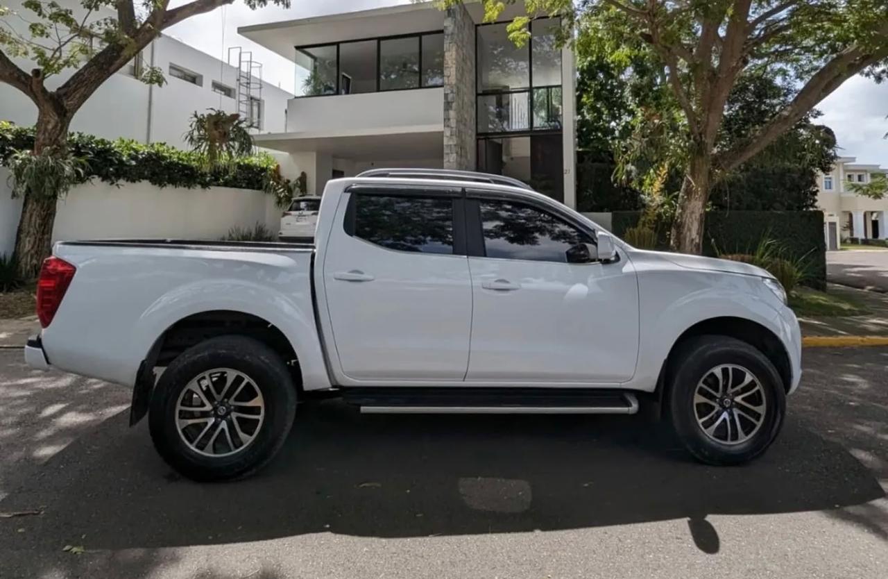jeepetas y camionetas - Nissan frontier np 300 2018  2