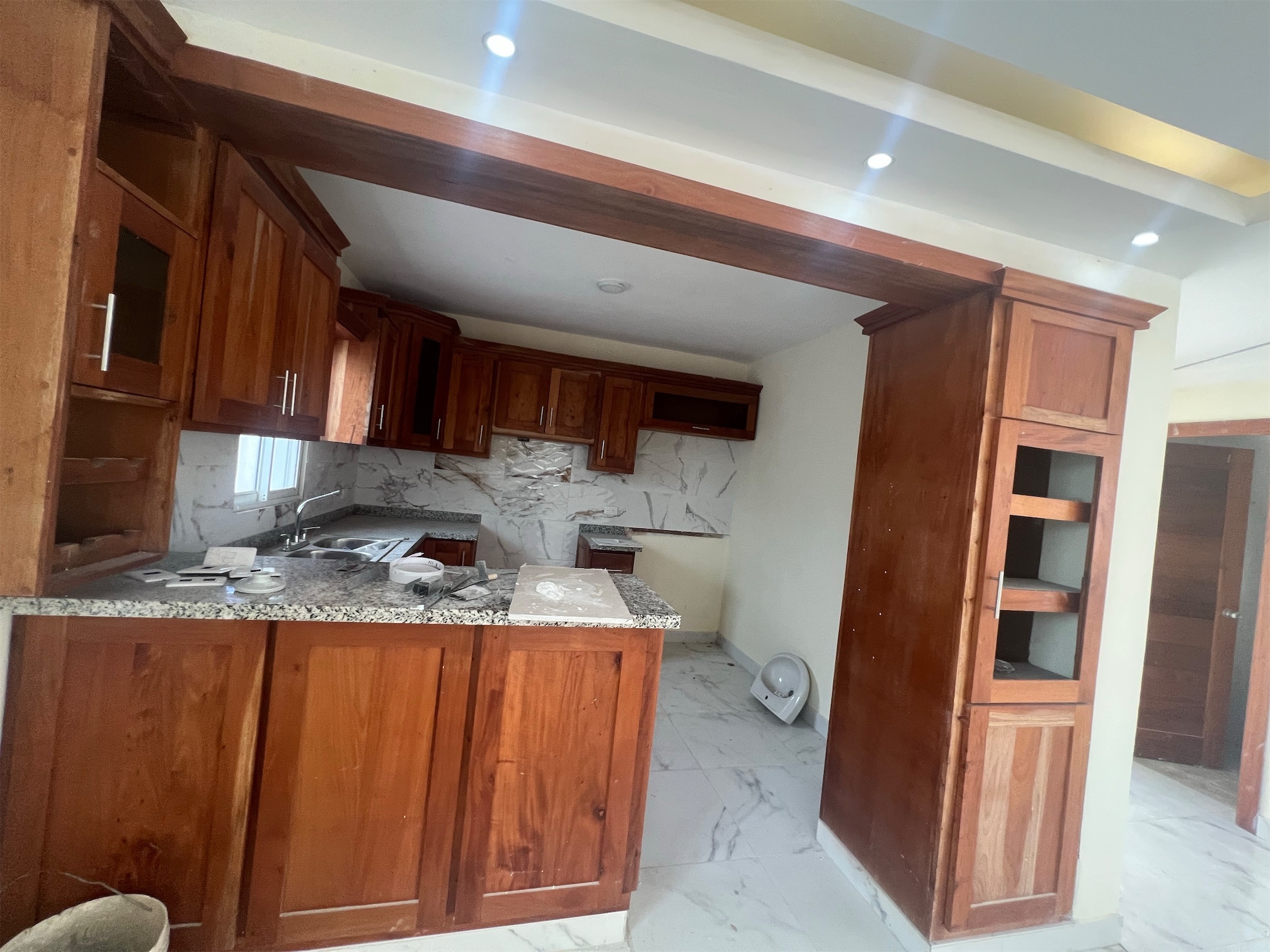 casas - Venta de casa en la autopista de san Isidro brisa oriental Santo Domingo este 1
