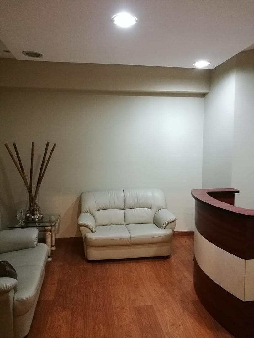 oficinas y locales comerciales - Vendo Local en Gazcue 5