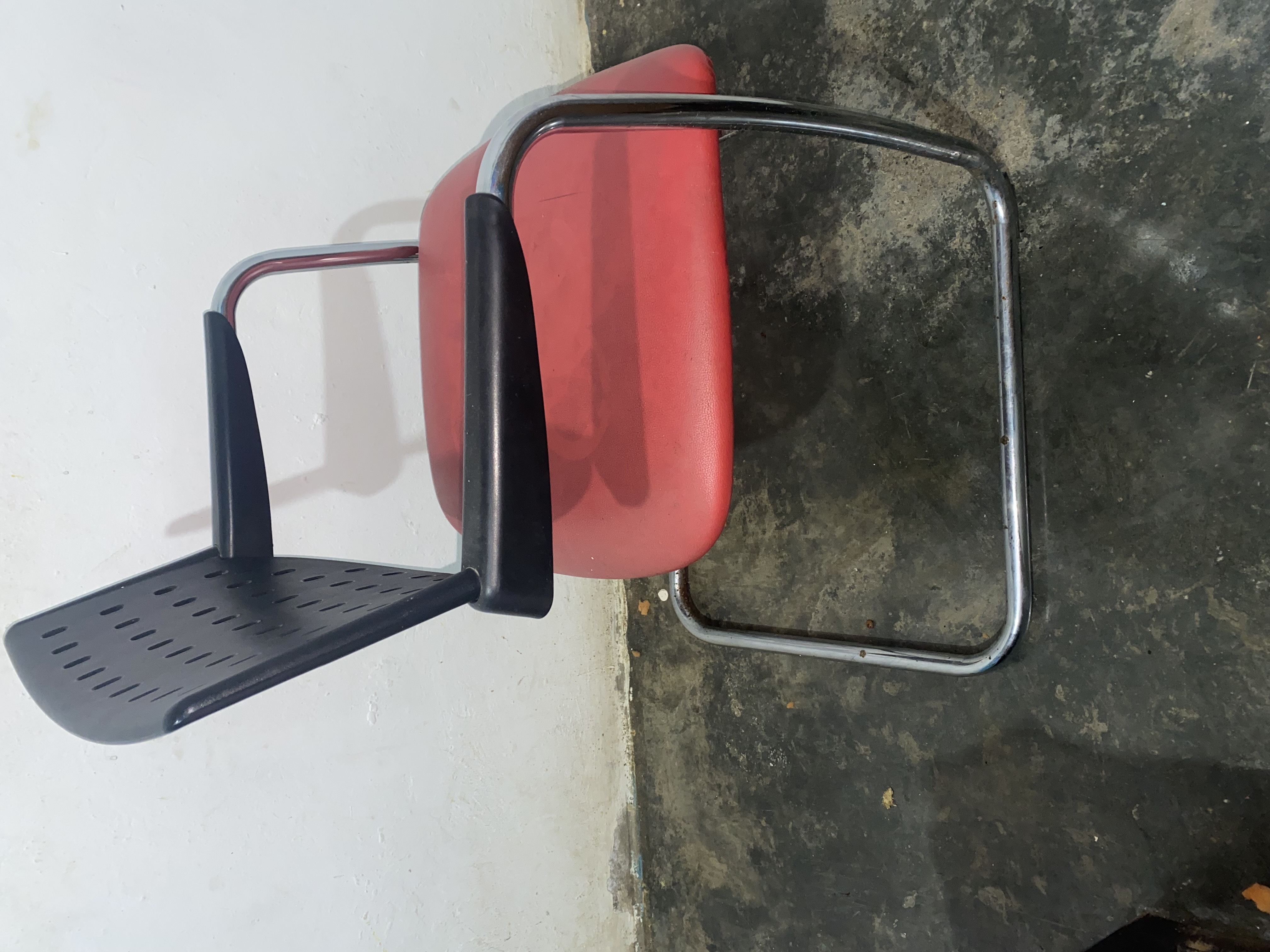 muebles y colchones - Sillas de oficina o sillas para sala de espera  1