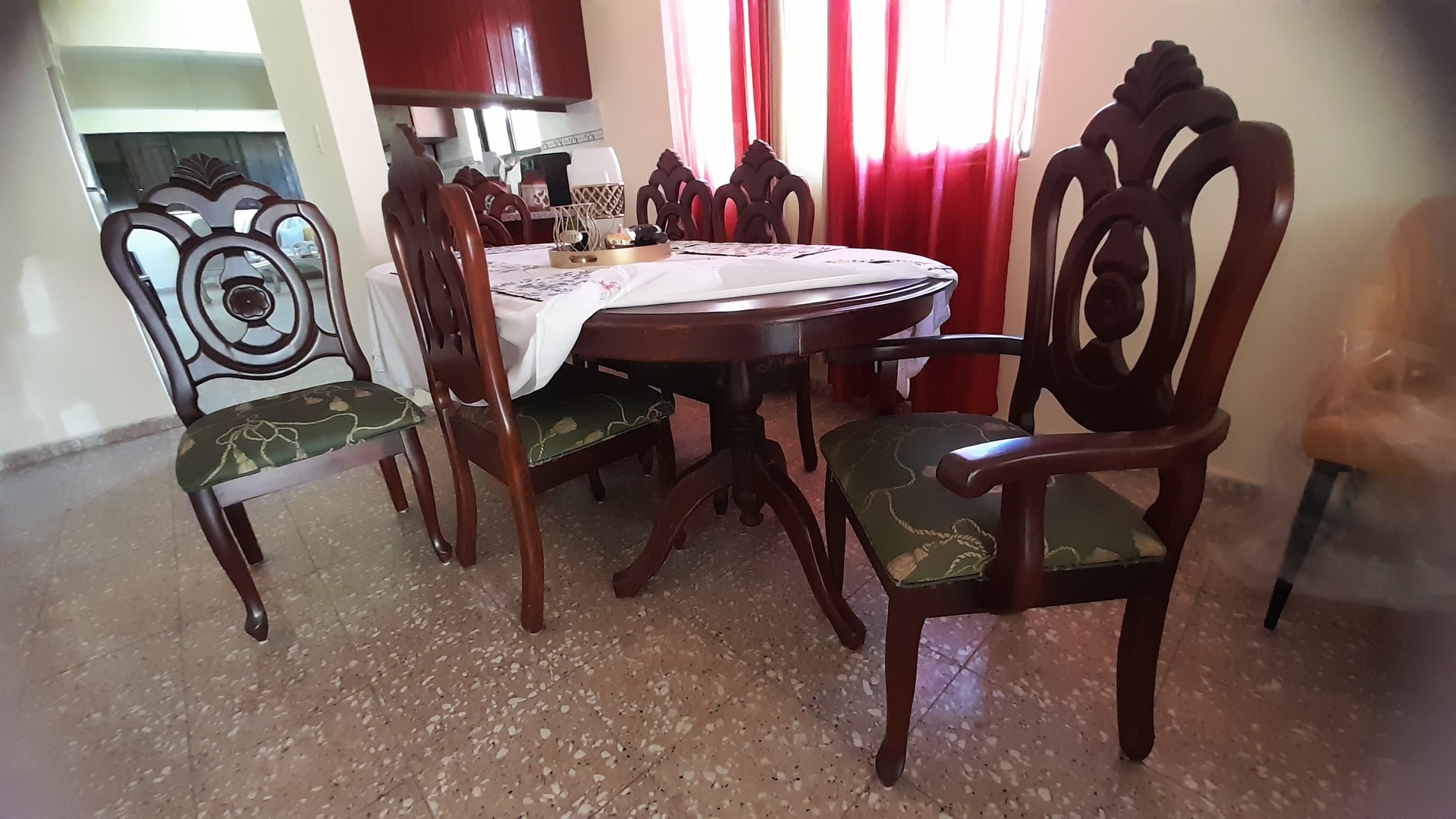 muebles y colchones - Comedor 6 sillas en caoba 3