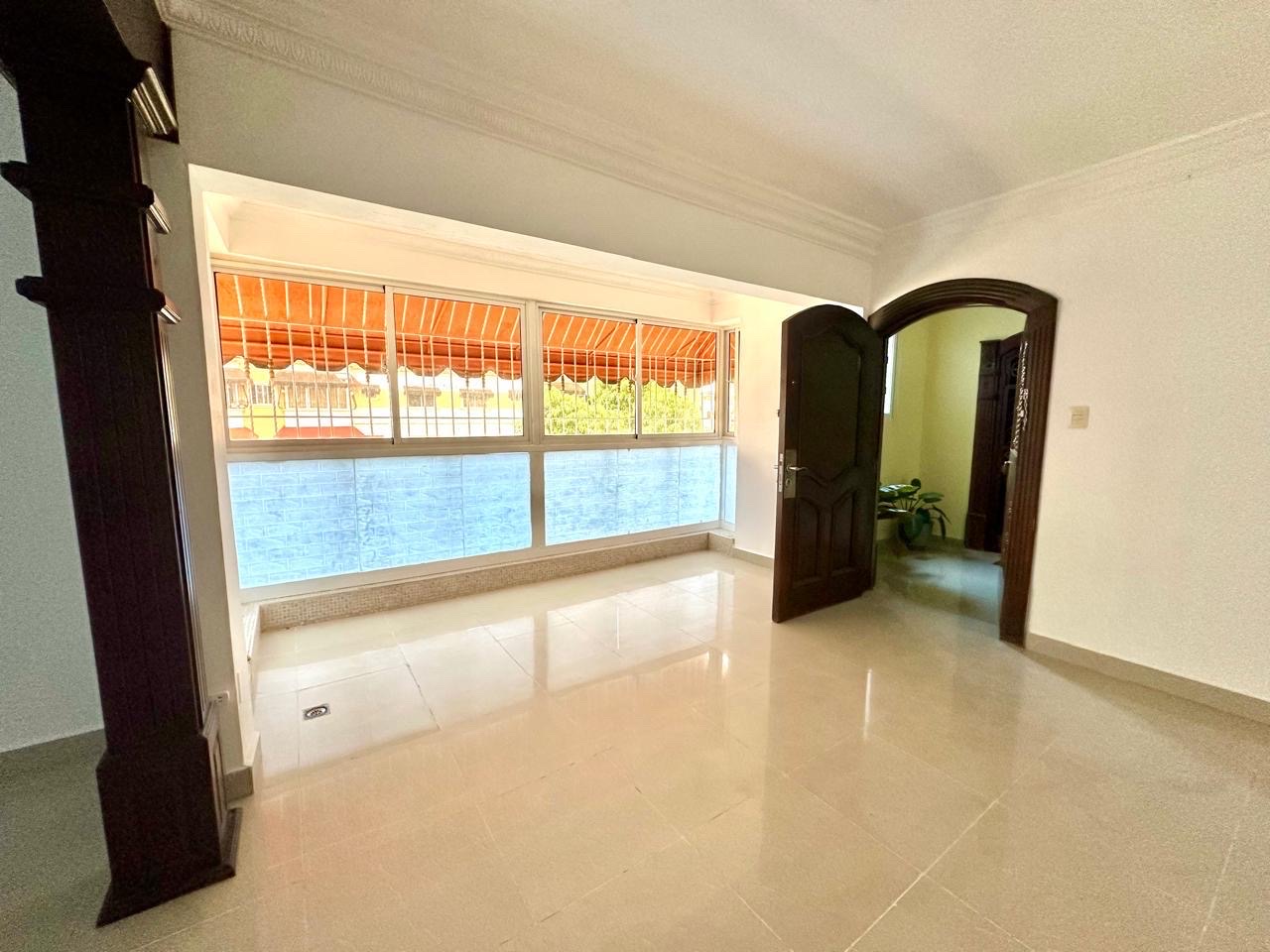 apartamentos - venta de apartamento de 126mts en Alma Rosa primera Santo Domingo este 4to piso 