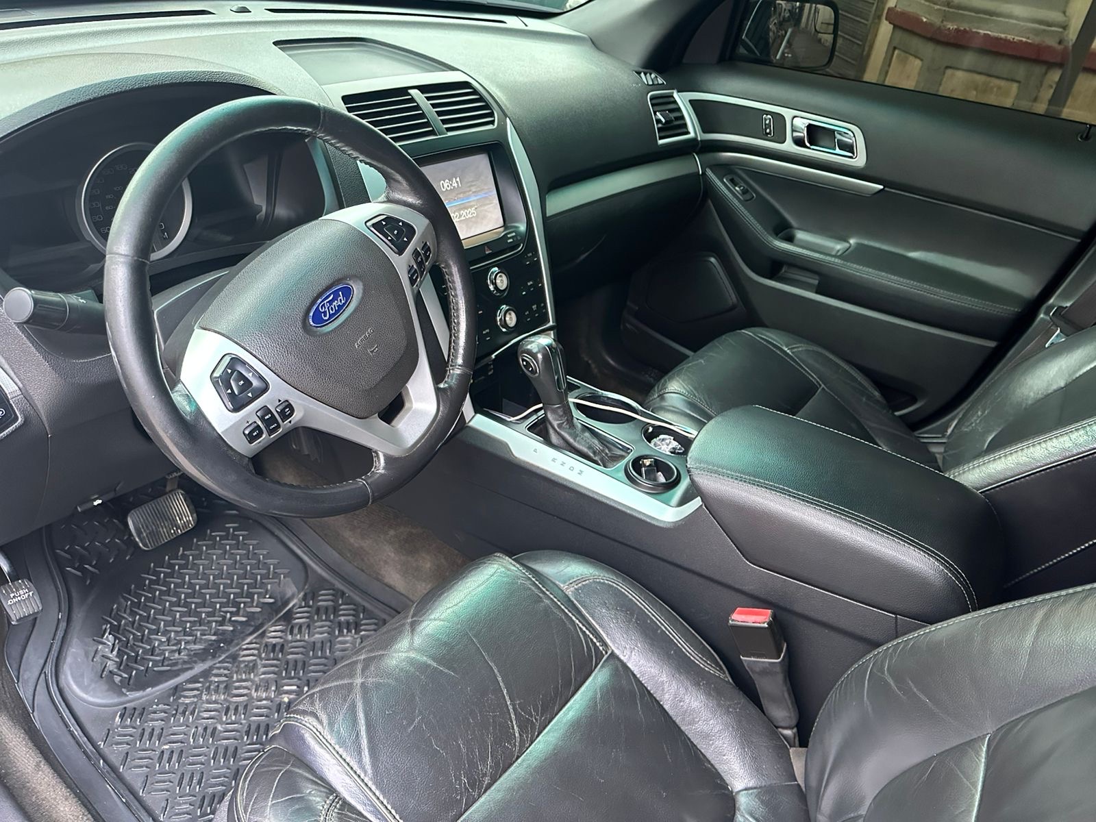 jeepetas y camionetas - se vende Ford Explorer año 2012 8