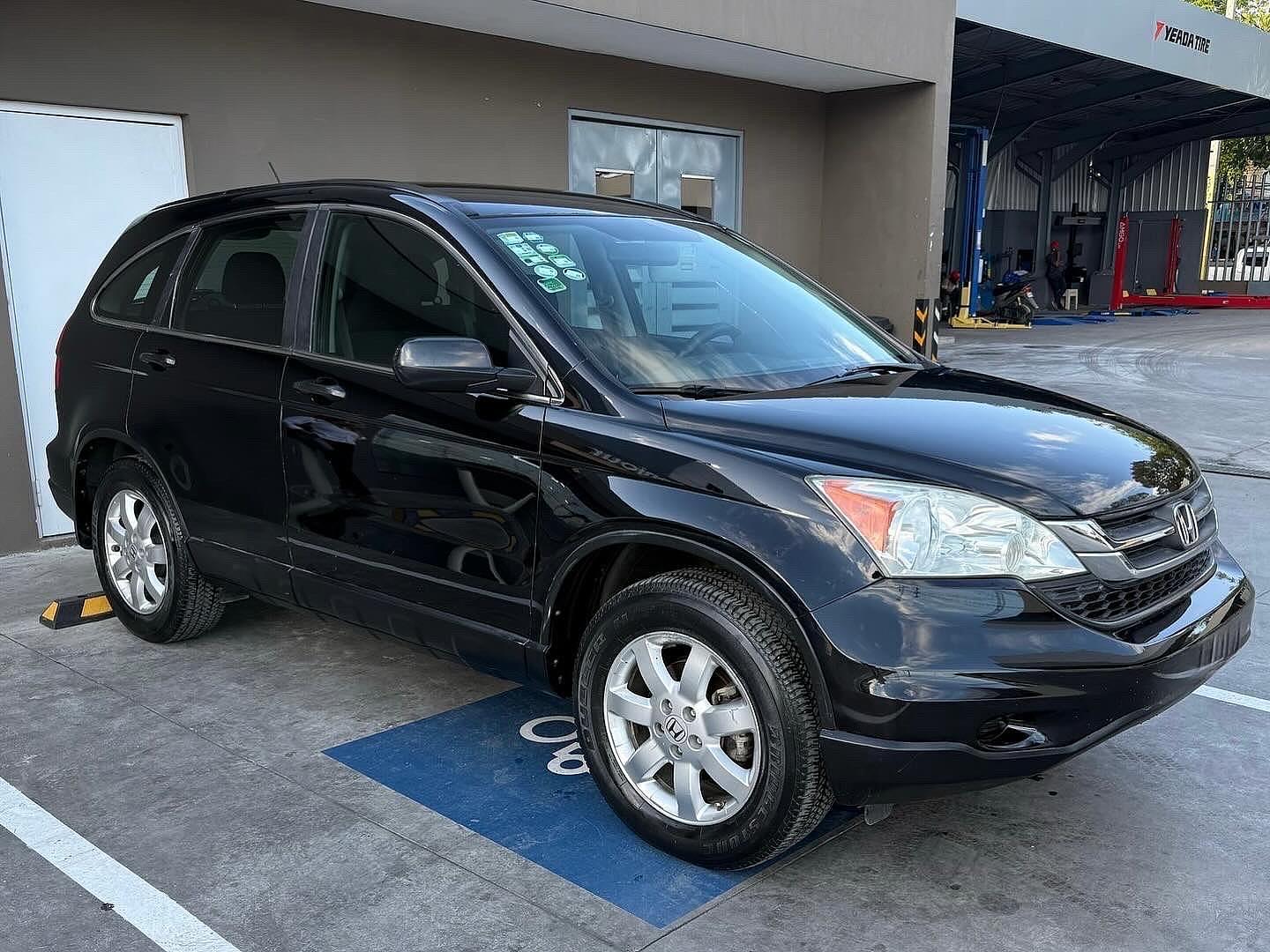 jeepetas y camionetas - Honda CRV 2011 LX 2WD 1