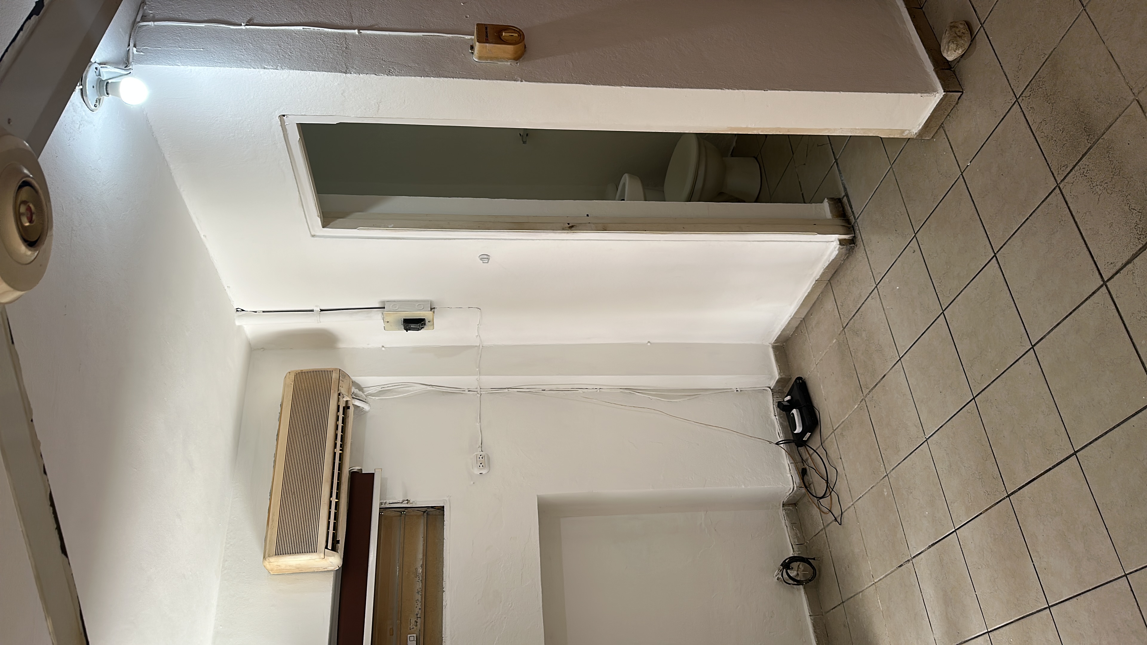habitaciones y viviendas compartidas - Habitación independiente con baño. El Cacique 2
