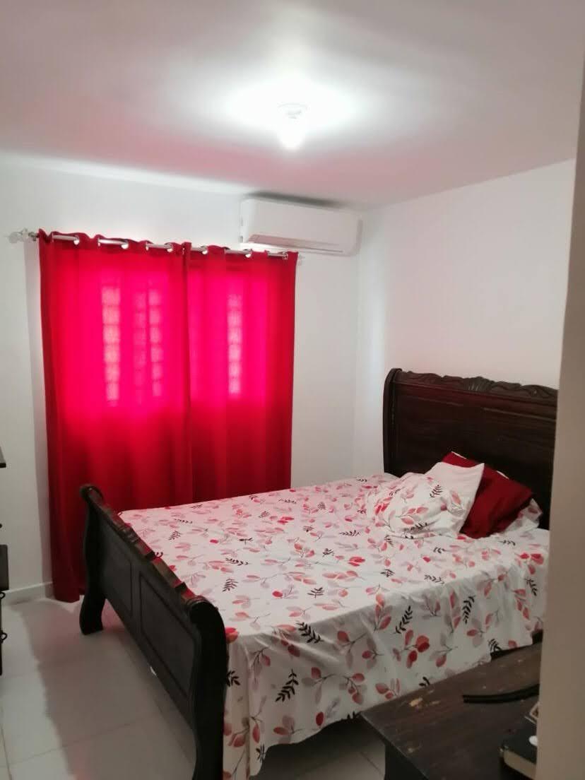 apartamentos - Vendo de oportunidad apartamento en la jacobo 8