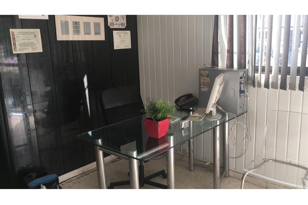 oficinas y locales comerciales - Local en venta en Gascue 2