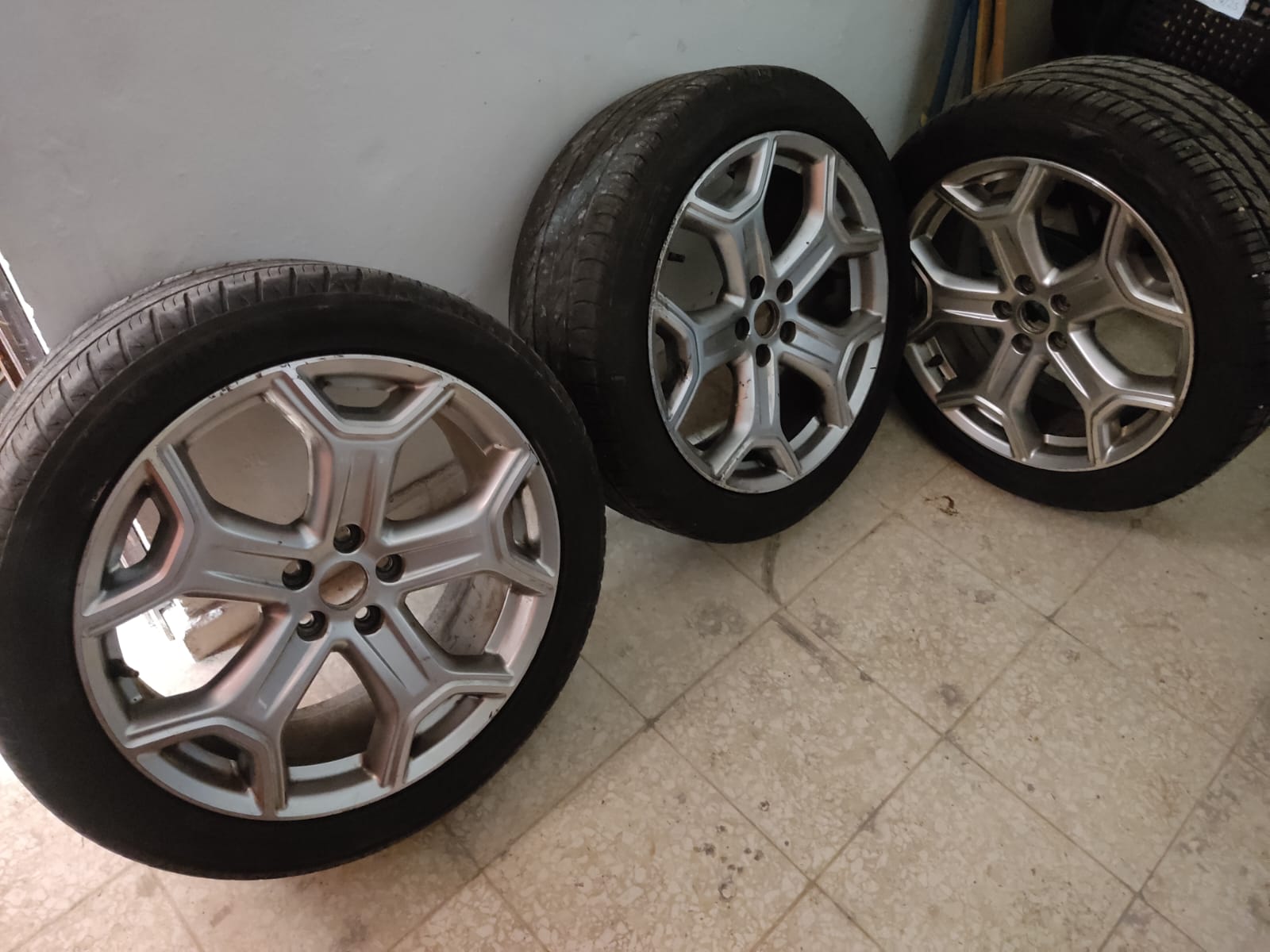 repuestos - 3 Aros Ford Escape Titanium 2019 0
