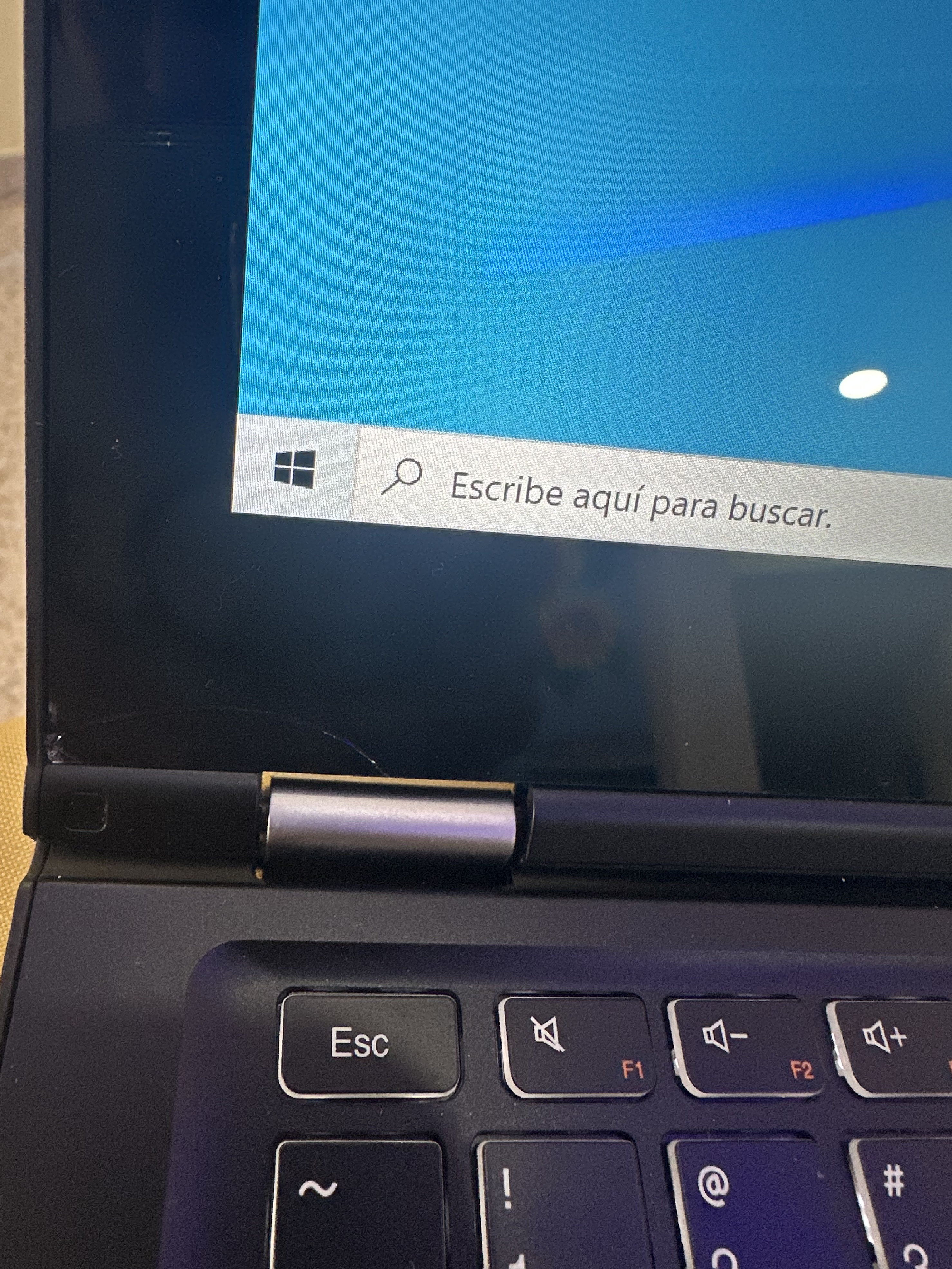 computadoras y laptops - lenovo yoga 2 touch 4GB ram 512GB ssd  1