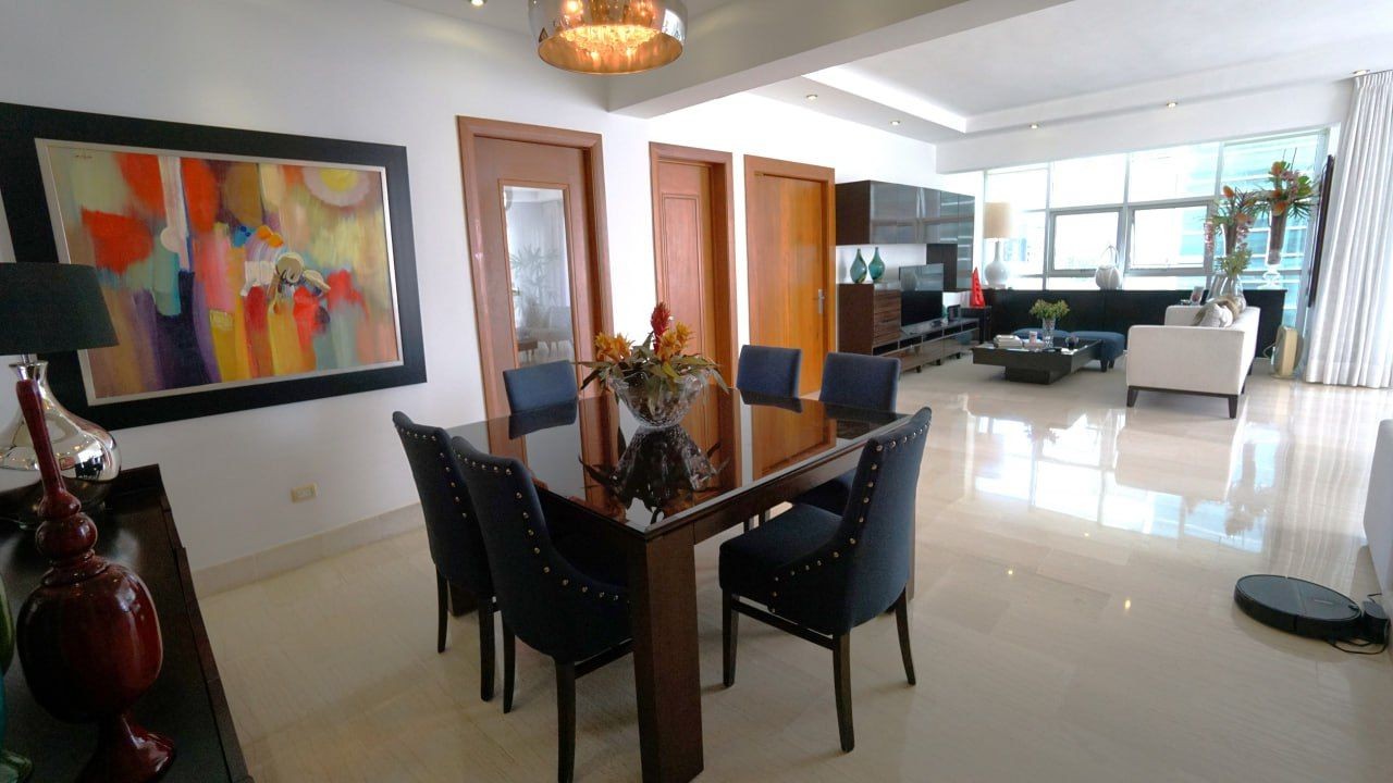 apartamentos - Naco linea blanca piso 8 3 habitaciones 3.5 banos estar balcon  6
