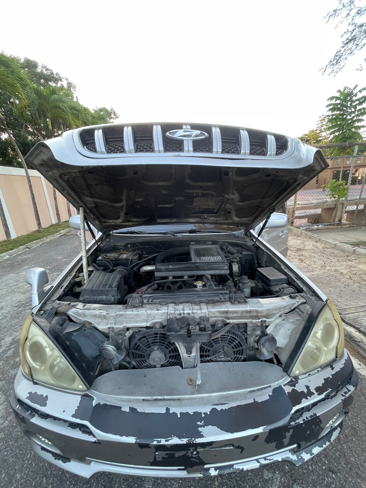 jeepetas y camionetas - Vendo hiwndai terracan buena condición  7