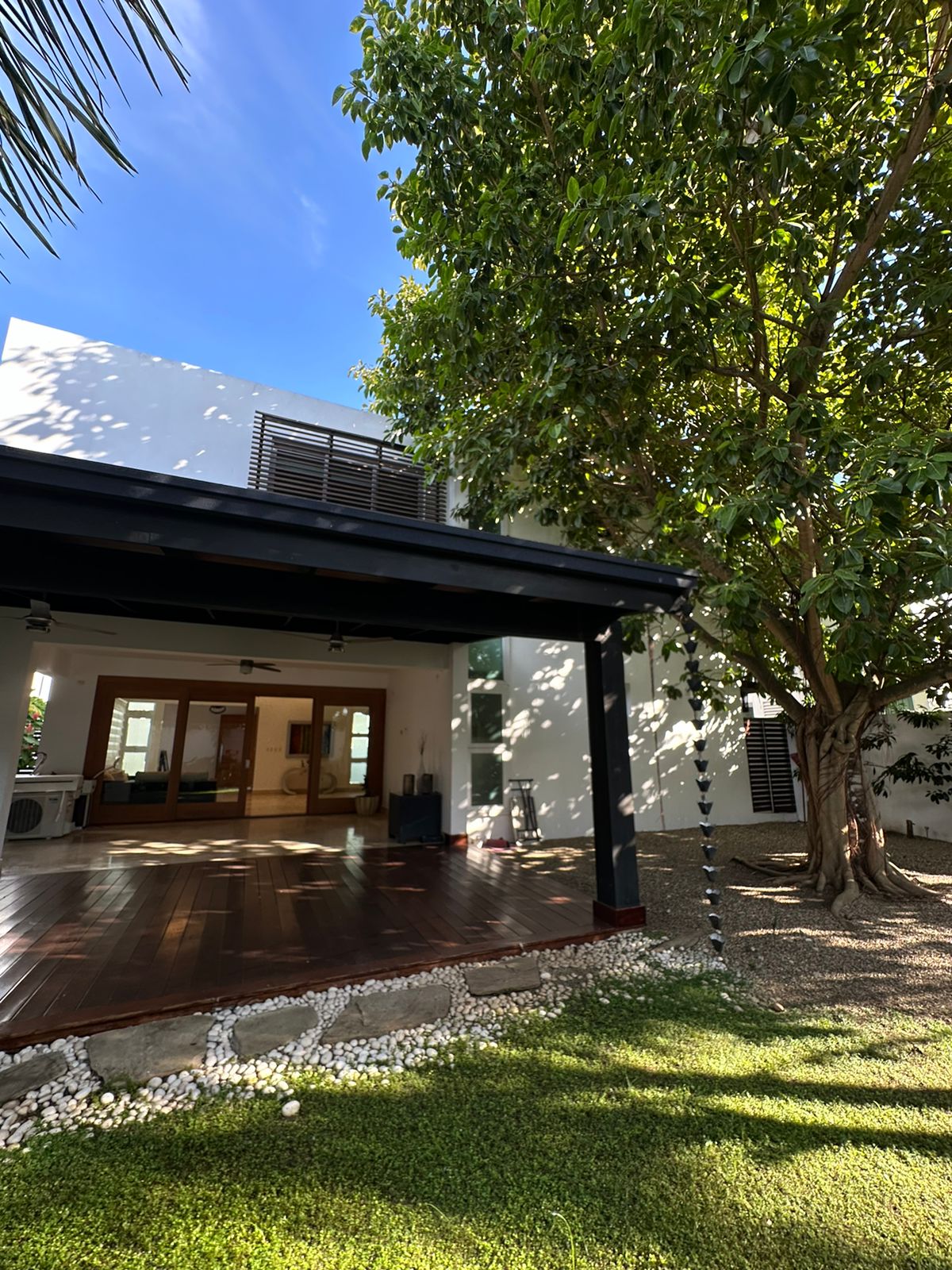 casas - Casa con Hermoso Patio, Las Carmelitas 3