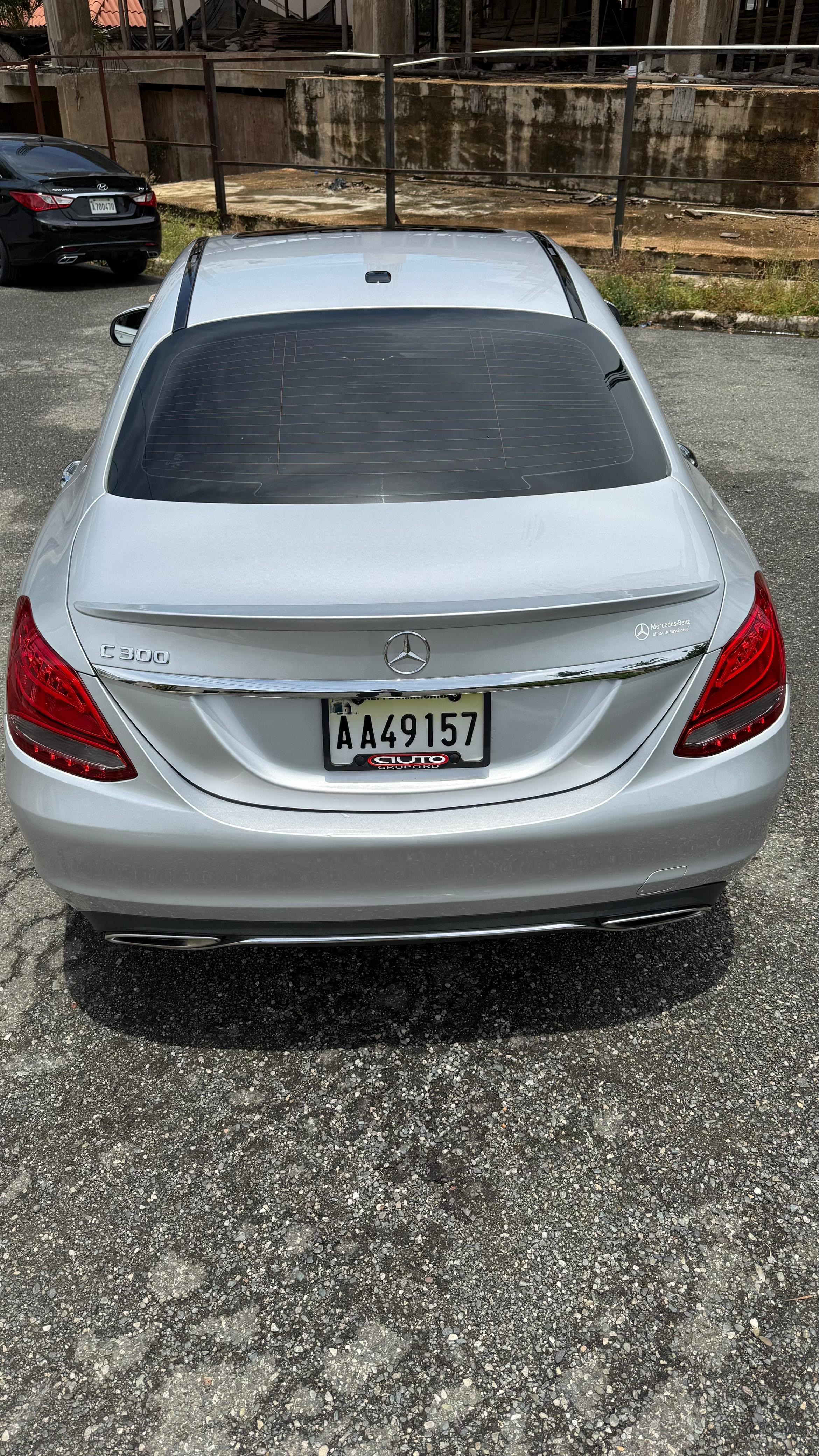 carros - MERCEDES C300 2018 CLEAN CARFAX 2