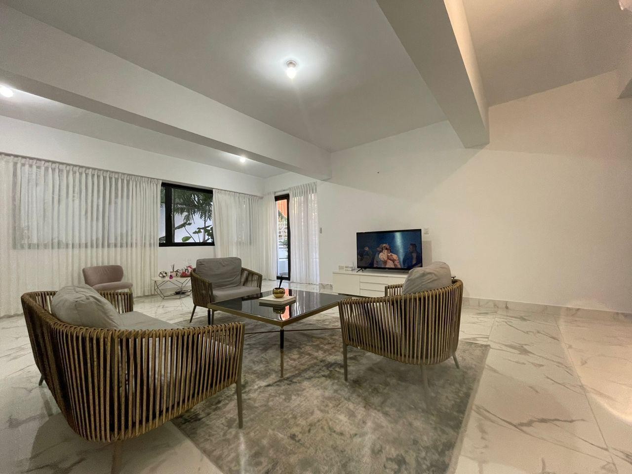 apartamentos - Apartamento en Los Cacicazgos, Distrito Nacional, grande y bonito 5