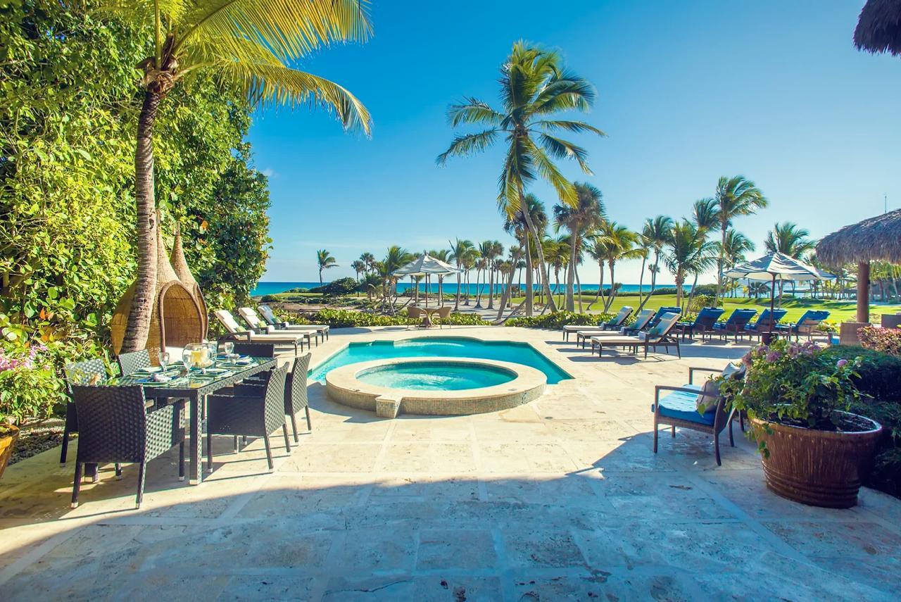 casas vacacionales y villas - Villa Oceanfront, Cap Cana. 0