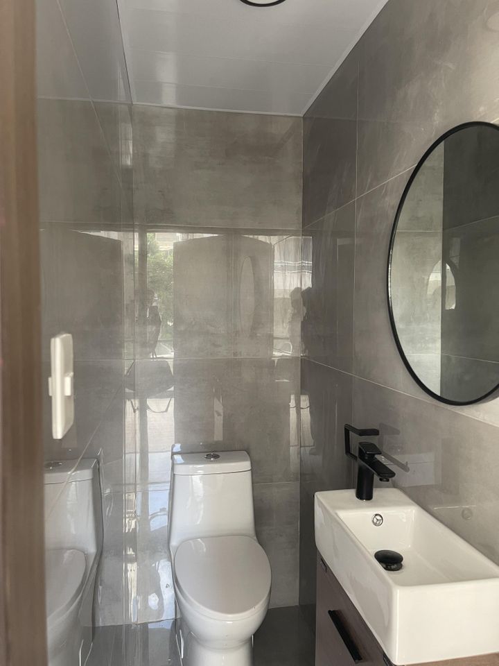 apartamentos - Apartamento en 2do nivel con terraza en Piantini  8