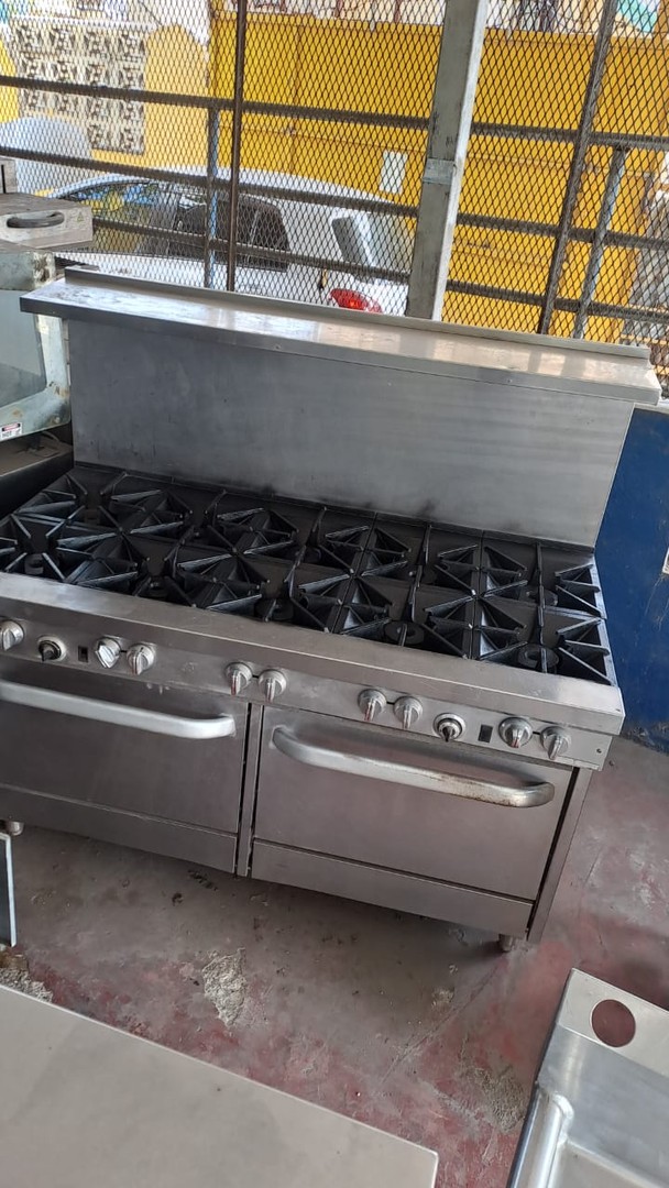 equipos profesionales - Estufa en acero inoxidable de 10 hornillas con doble horno