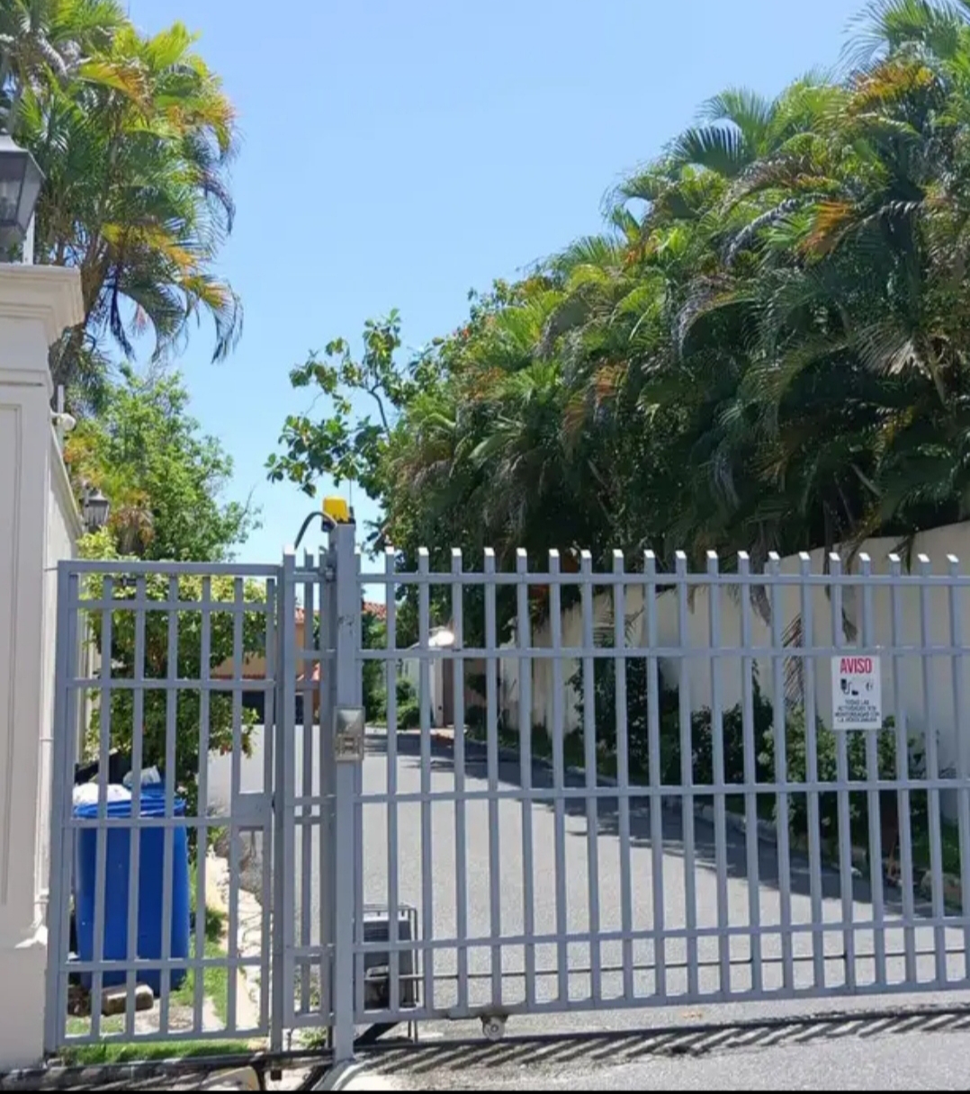 apartamentos - Alquiler de Estudios Amueblados en Zona Céntrica del Distrito Nacional. 8