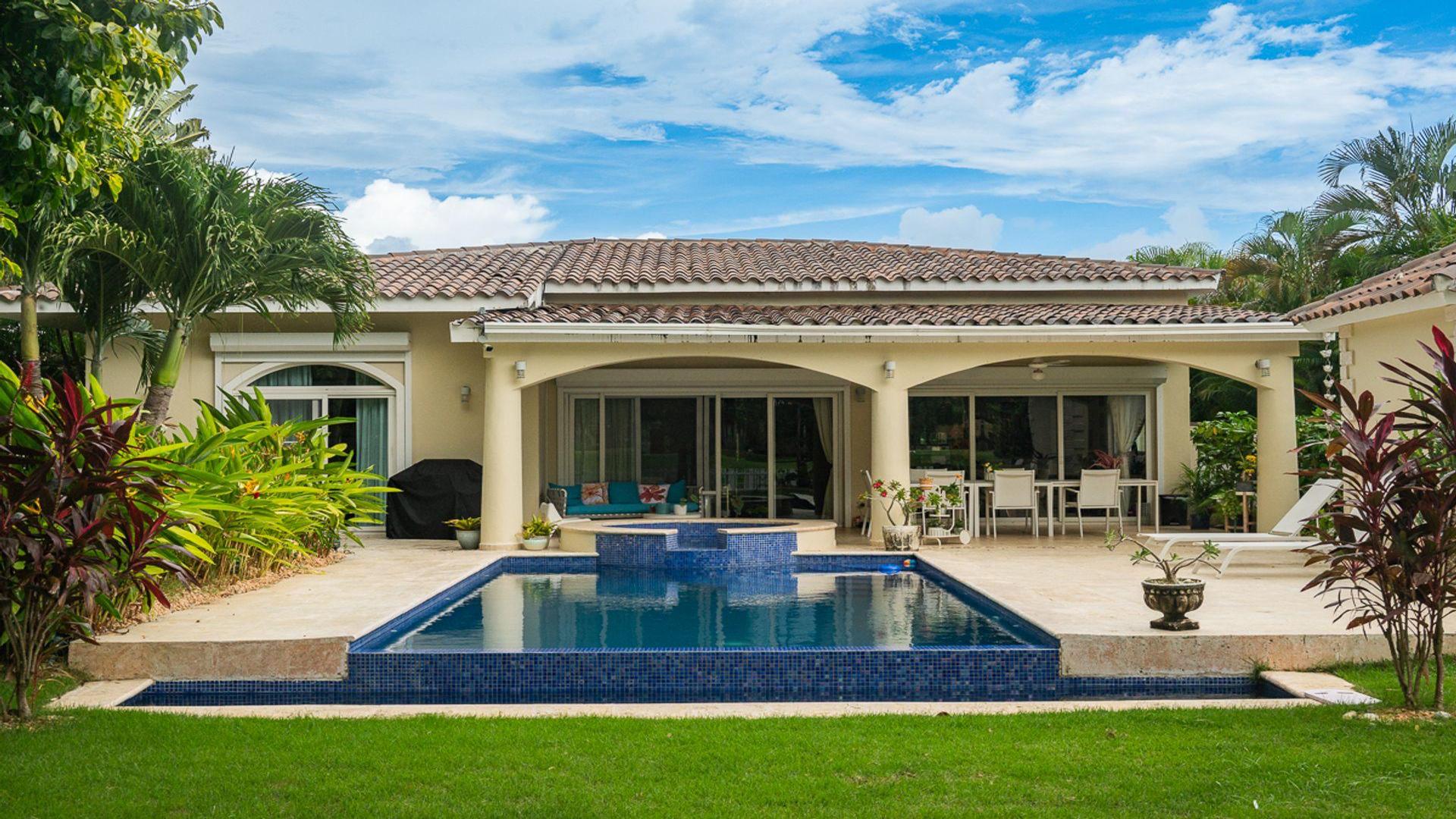 casas vacacionales y villas - Villa in Cocotal Golf Resort, Punta Cana, La Altagracia Province 0
