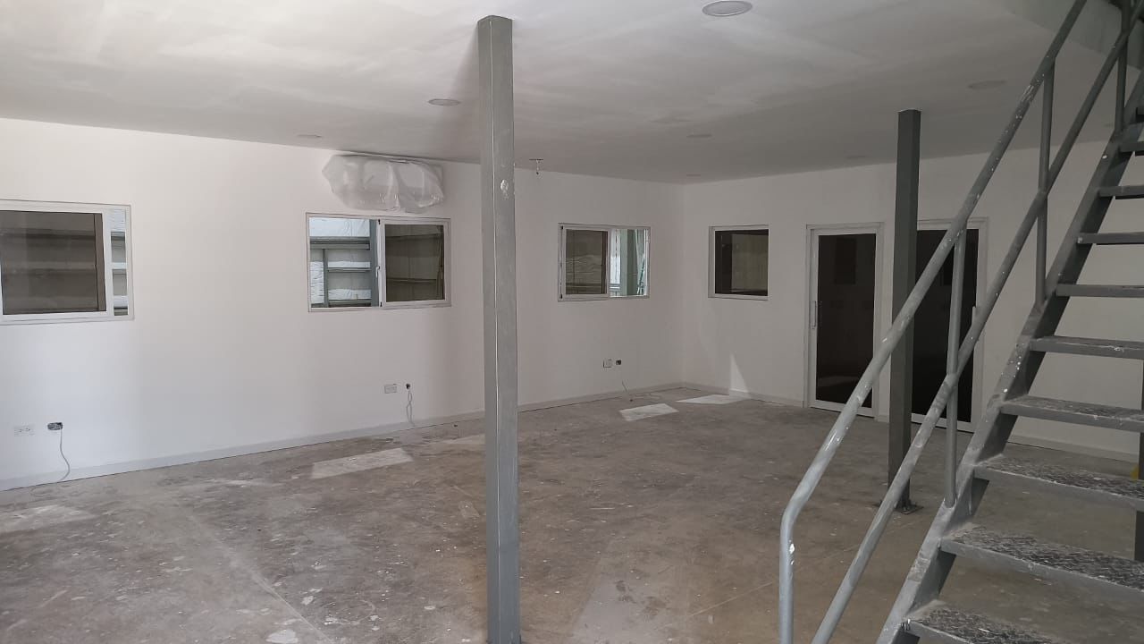 oficinas y locales comerciales - Nave Industrial en Alquiler ZONA INSDUSTRIAL DE HE 0