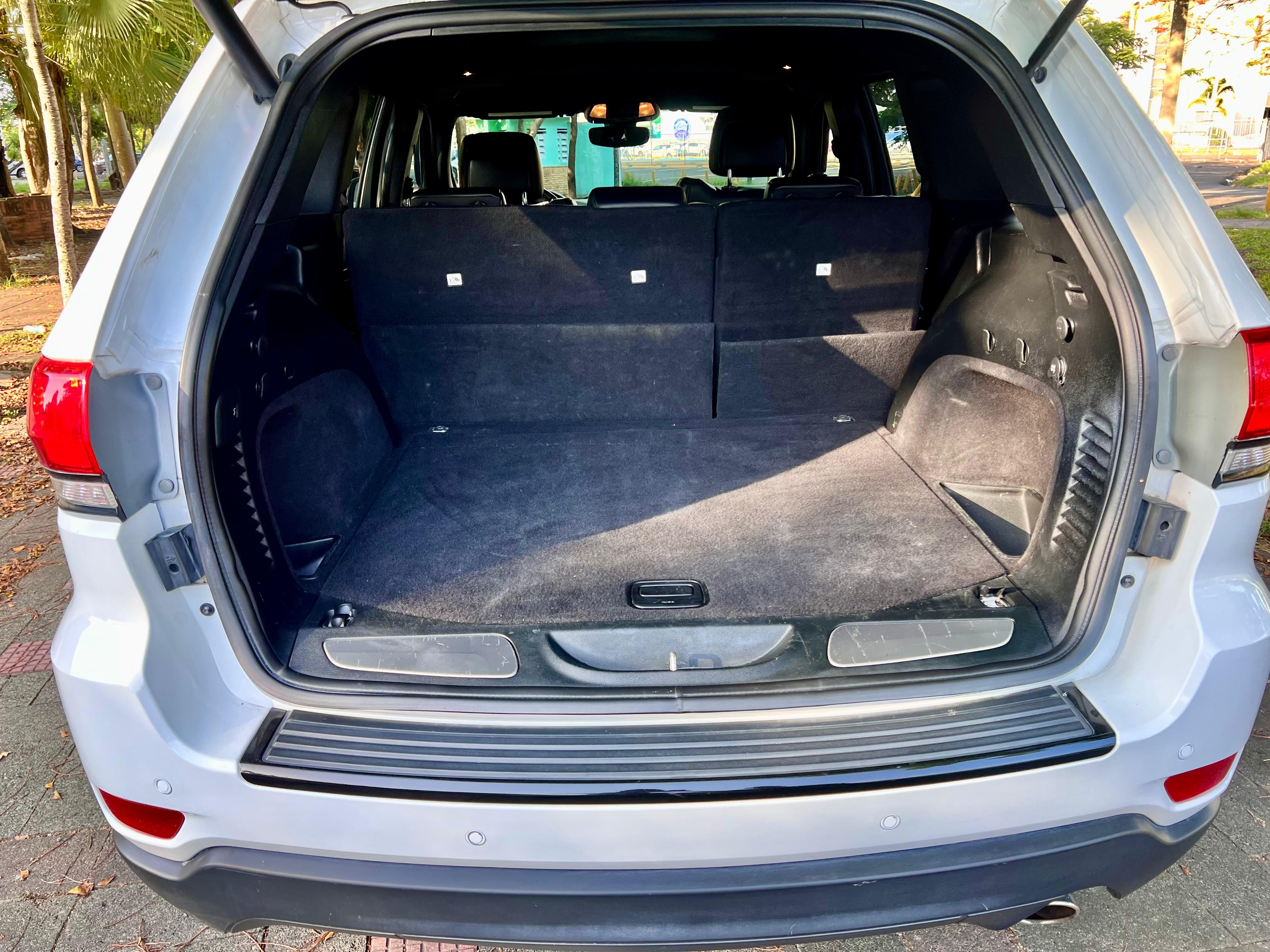 jeepetas y camionetas - Grand Cherokee Limited 4 x 4 , 2018, única dueña. 3