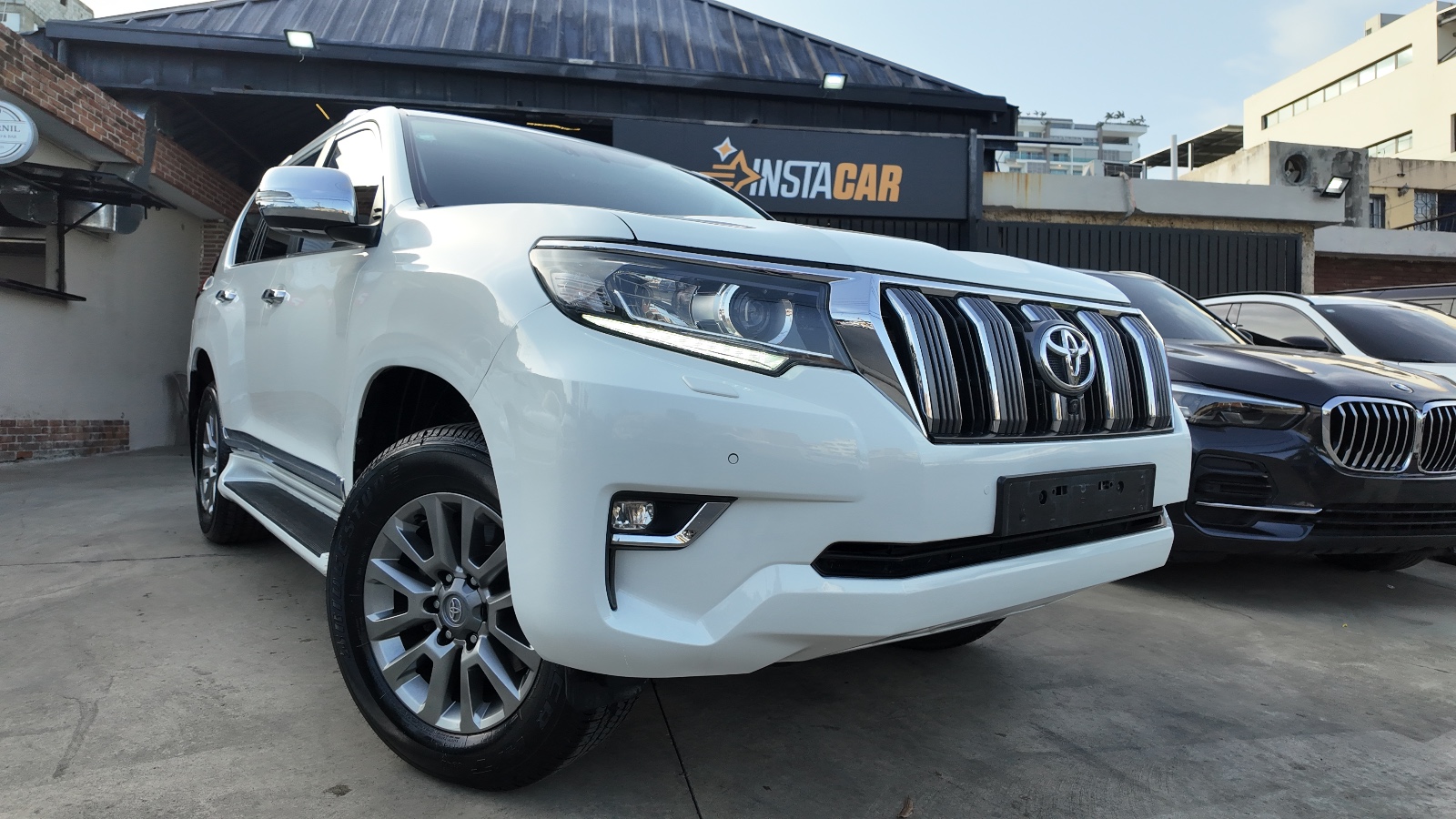 jeepetas y camionetas - TOYOTA LAND CRUISER PRADO VXL 2020