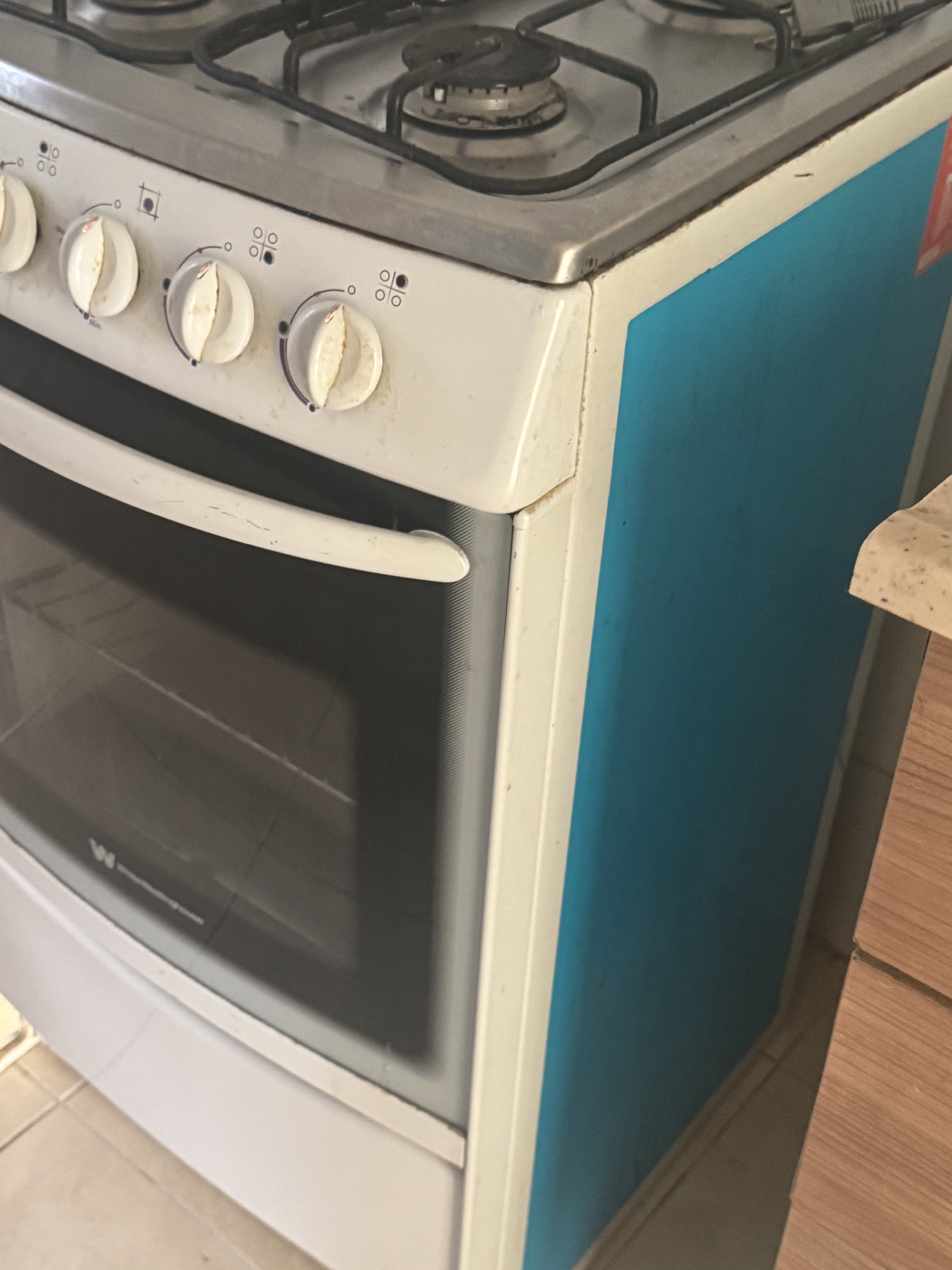 cocina - Estufa Westinghouse usada de venta
buenas condiciones 
funciona  2