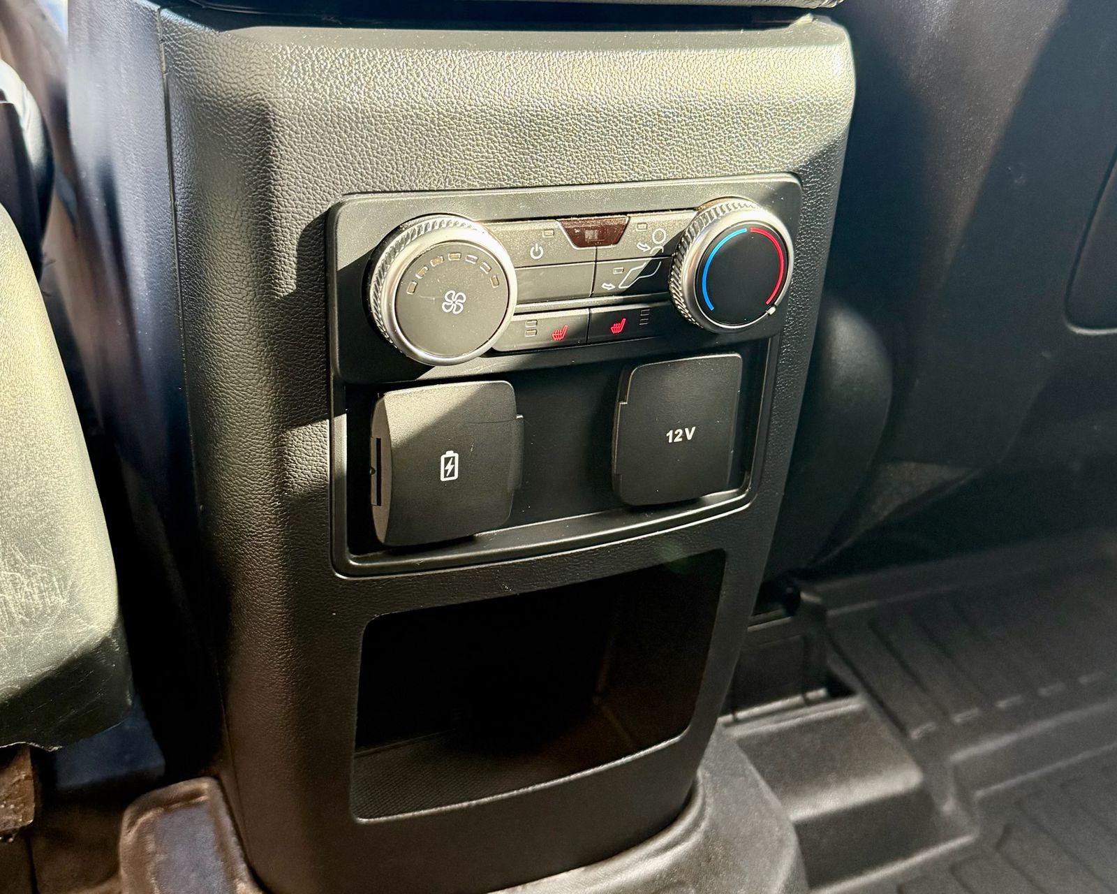 jeepetas y camionetas - FORD EXPLORER XLT 2020 9