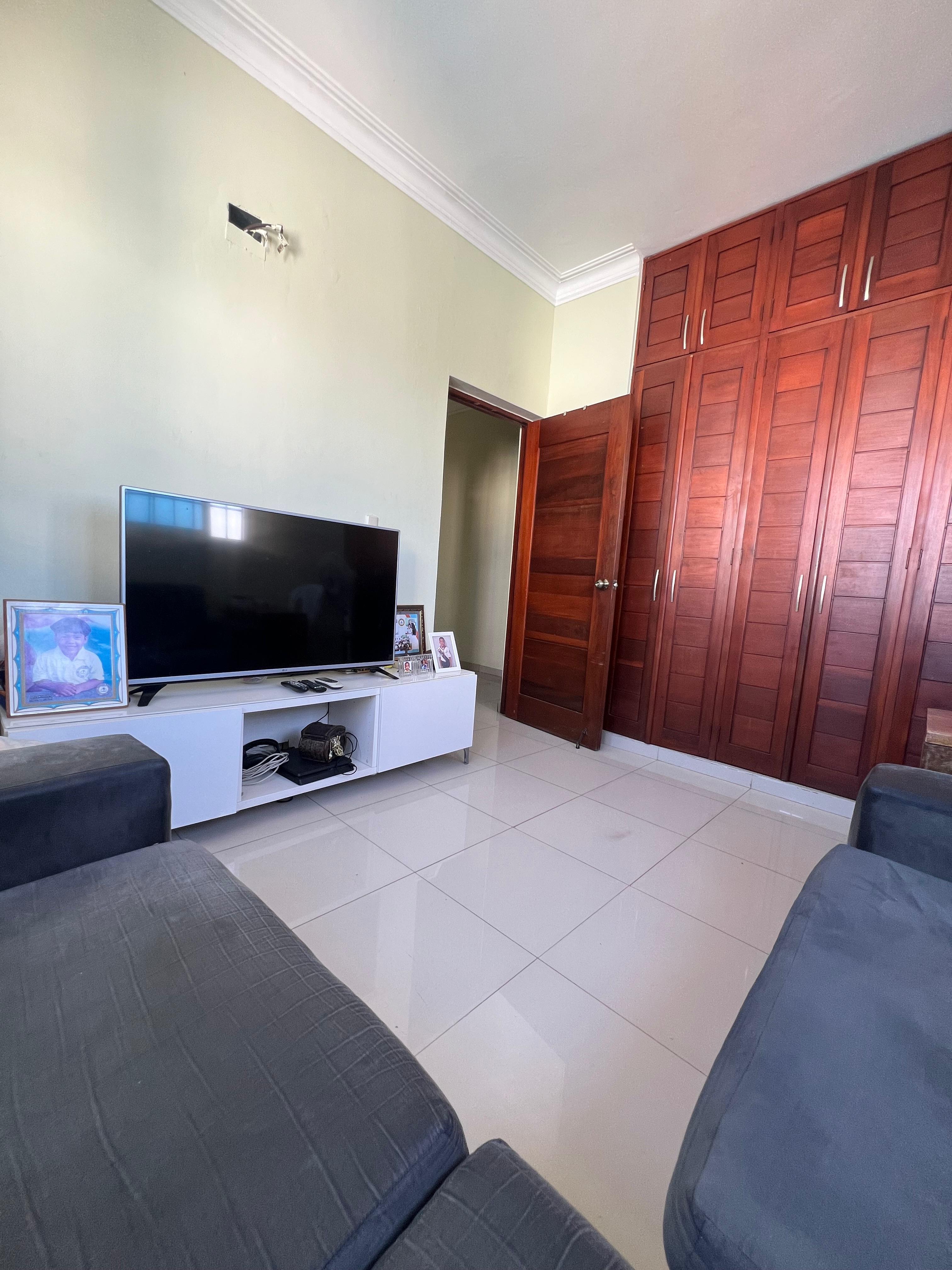 apartamentos - Apto Ensanche Quisqueya 3 hab, 2.5 Baños, 4 to piso 2 parqueos, gasebo