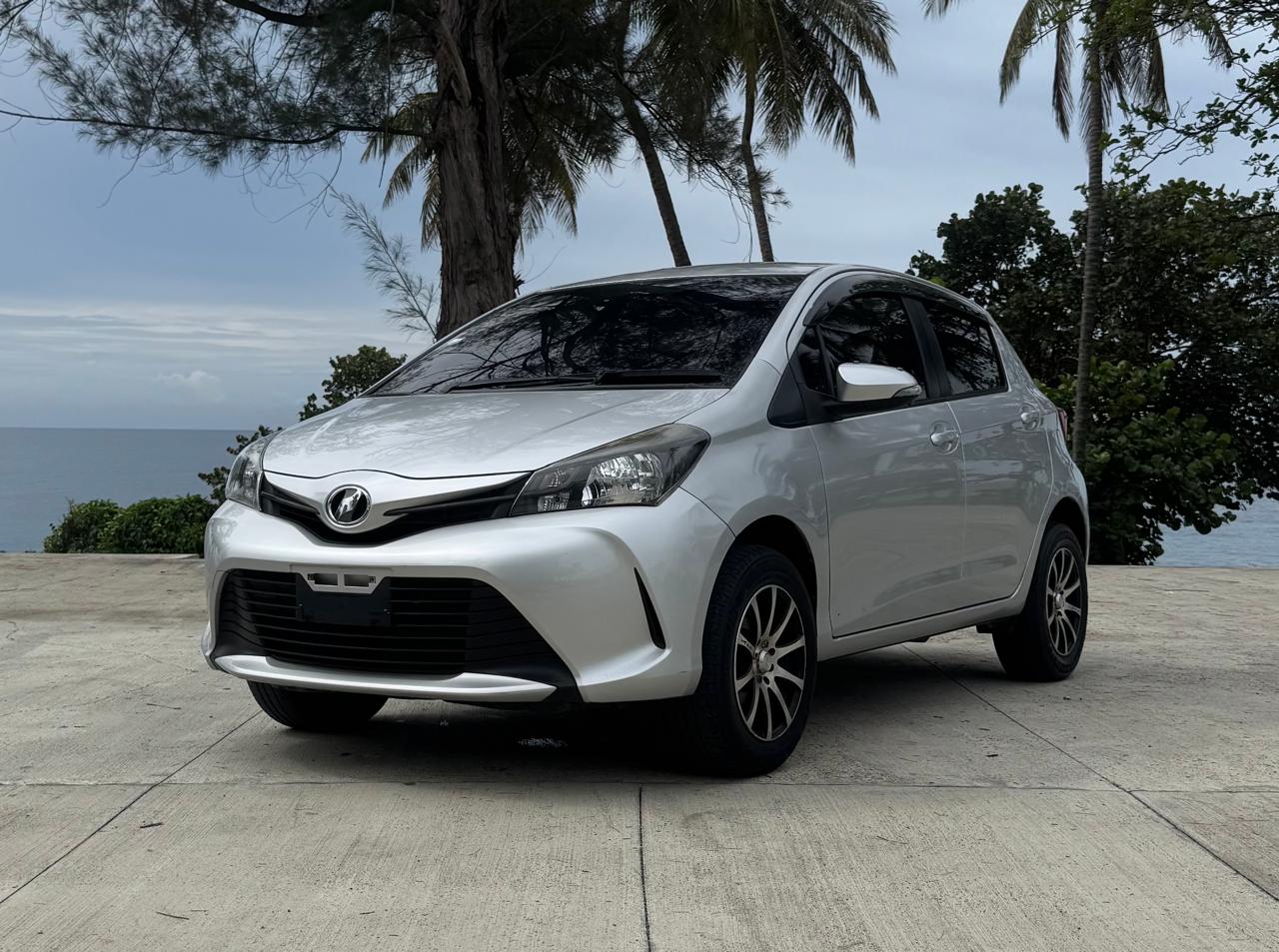 carros - X MOTIVO DE SUPERACION VENDO MI VITZ 2017 NITIDO 0